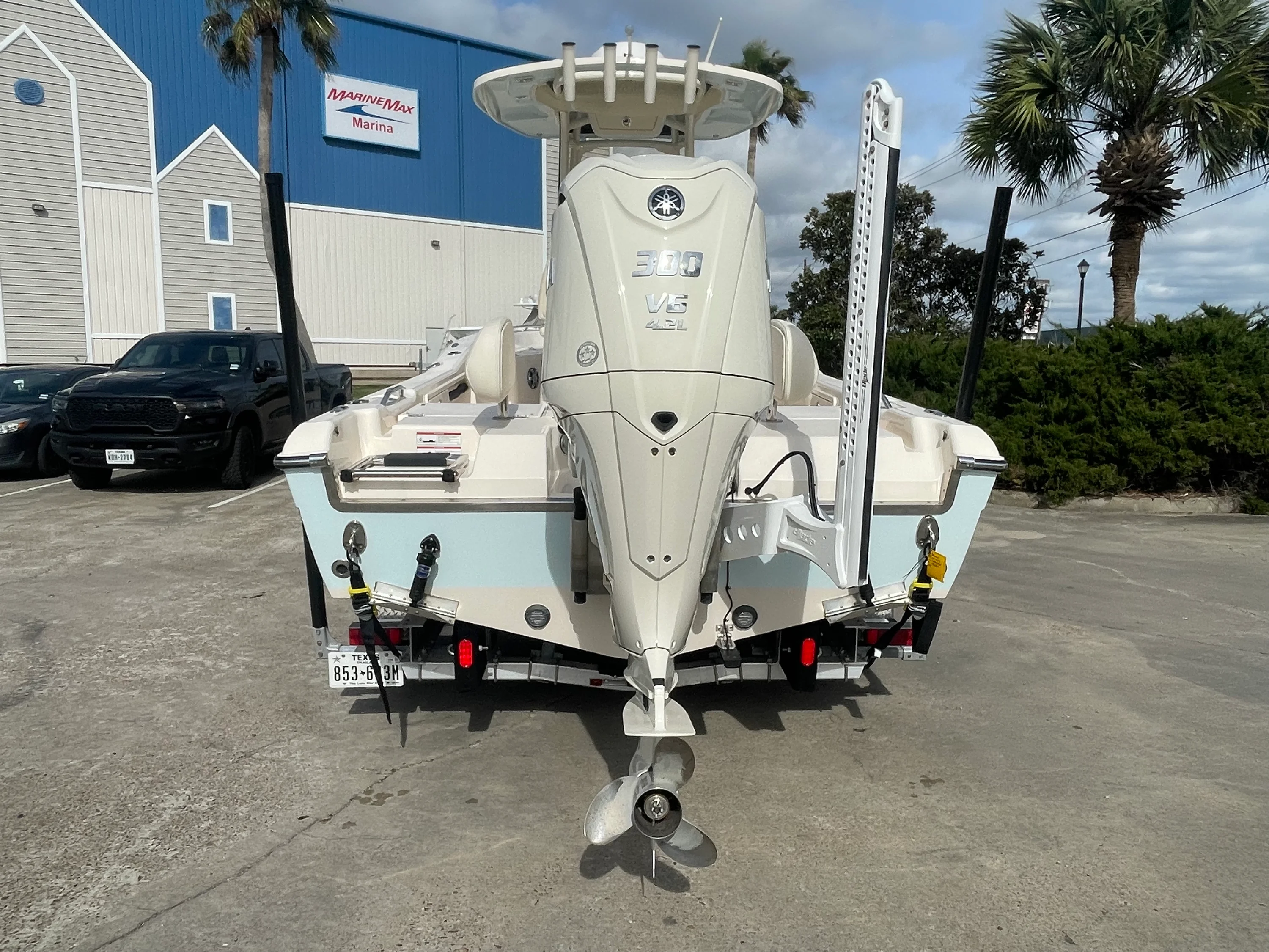 2025 Grady-White 251 COASTAL EXPLORER Image Thumbnail #3