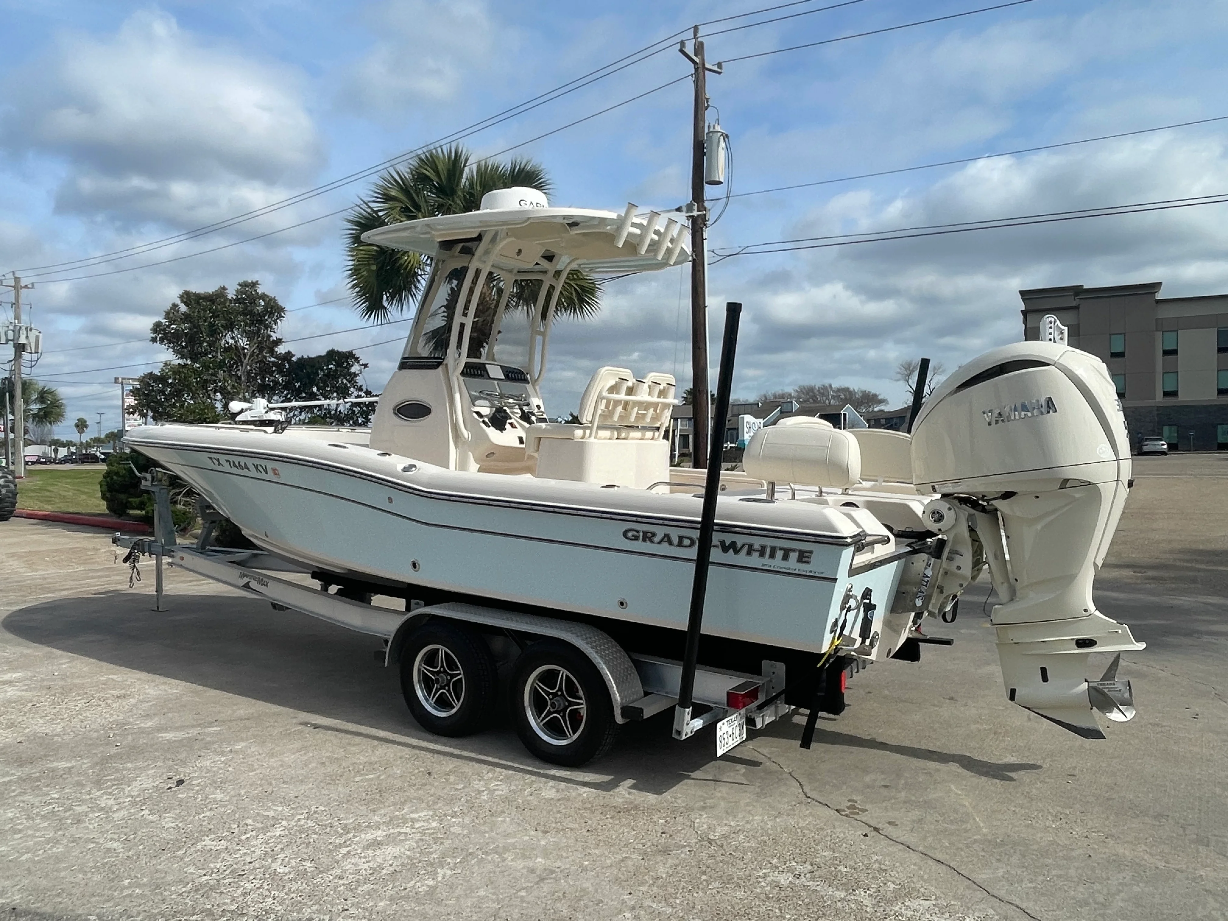 2025 Grady-White 251 COASTAL EXPLORER Image Thumbnail #2