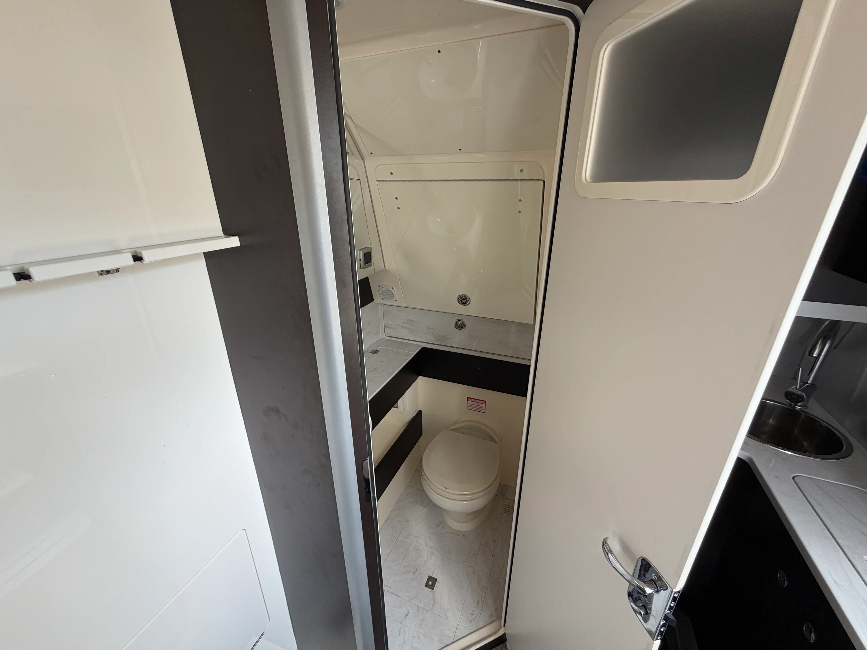 2022 Scout 380 LXF Image Thumbnail #22