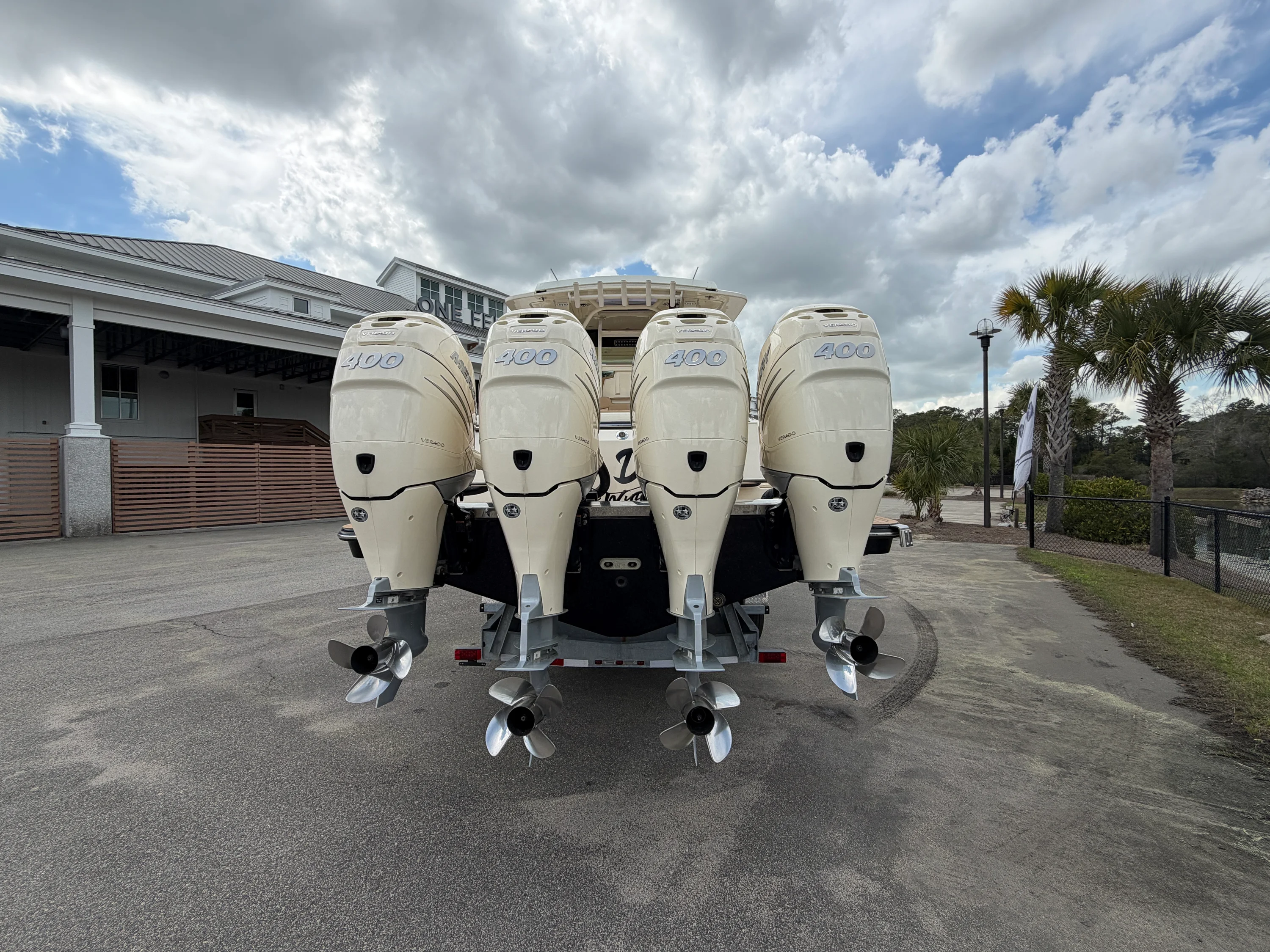 2022 Scout 380 LXF Image Thumbnail #2