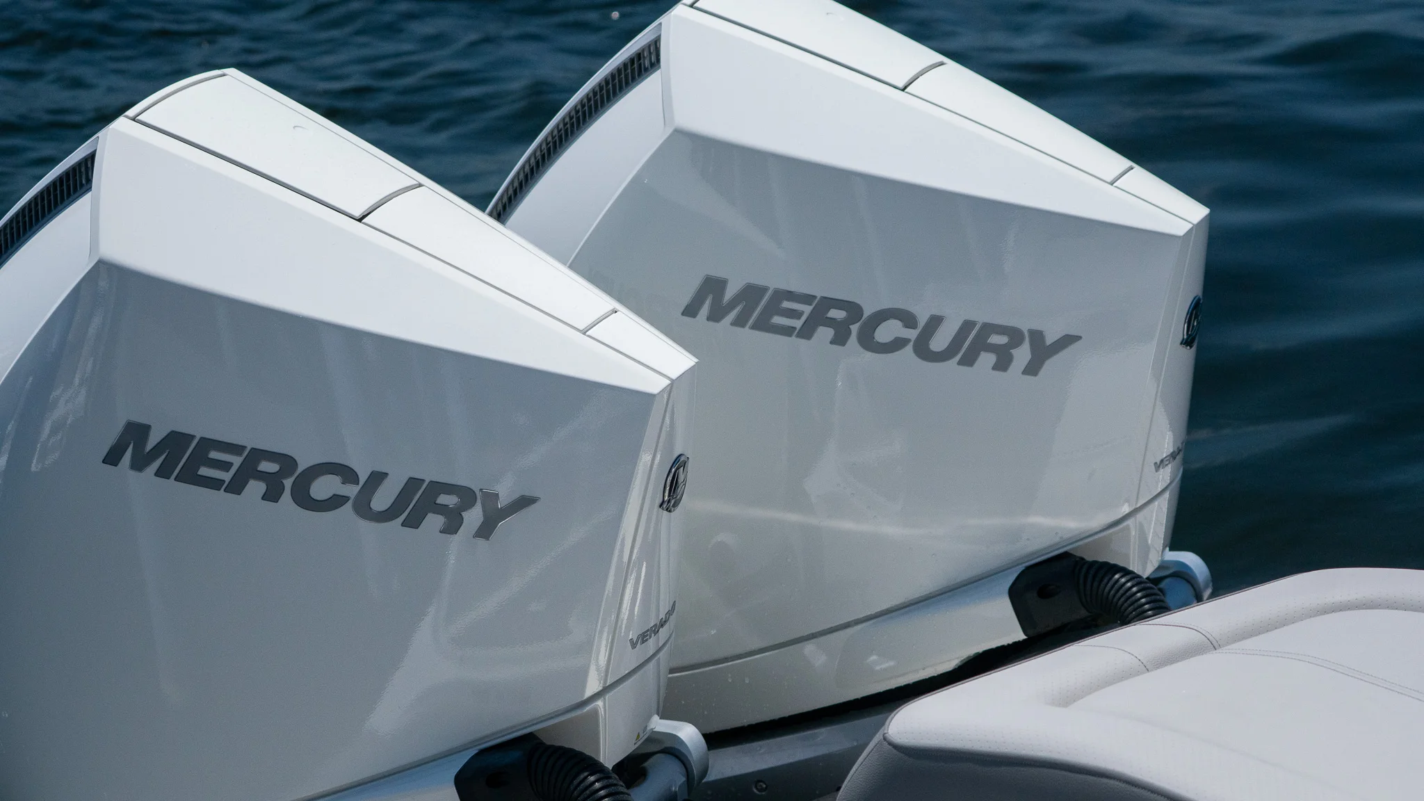 2026 Sea Ray SDX 290 Outboard Image Thumbnail #18