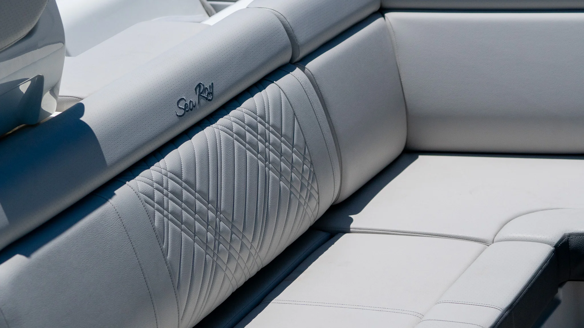 2026 Sea Ray SDX 290 Outboard Image Thumbnail #17