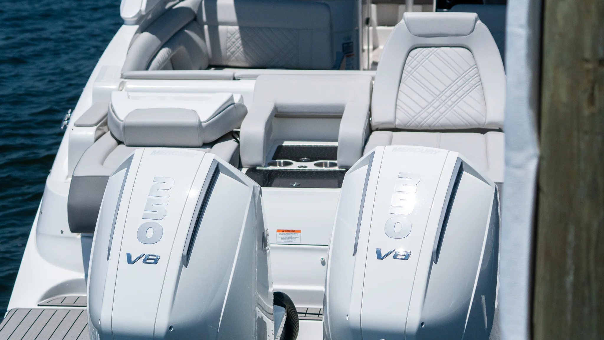 2026 Sea Ray SDX 290 Outboard Image Thumbnail #23