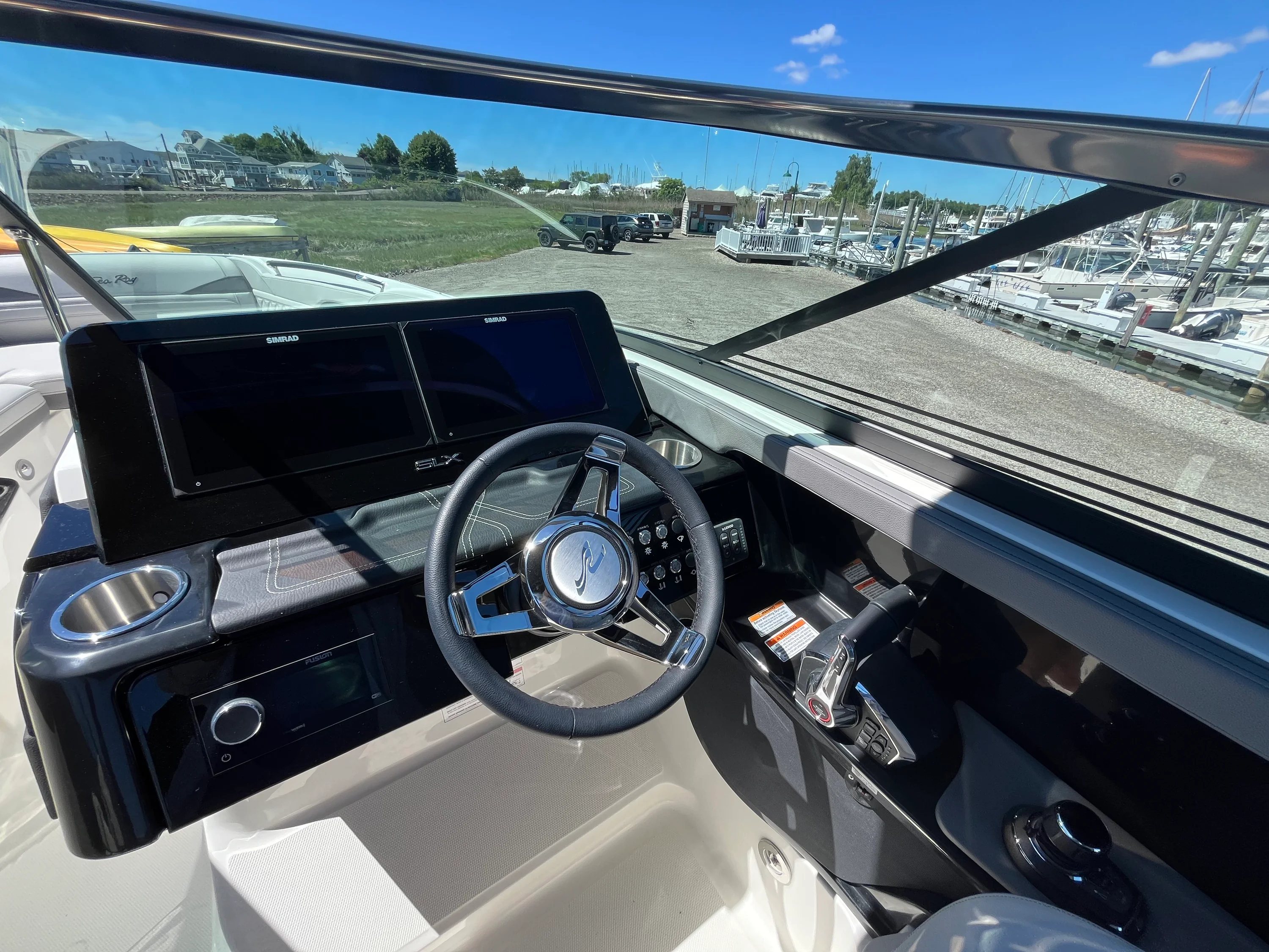 2026 Sea Ray SLX 280 Outboard Image Thumbnail #17