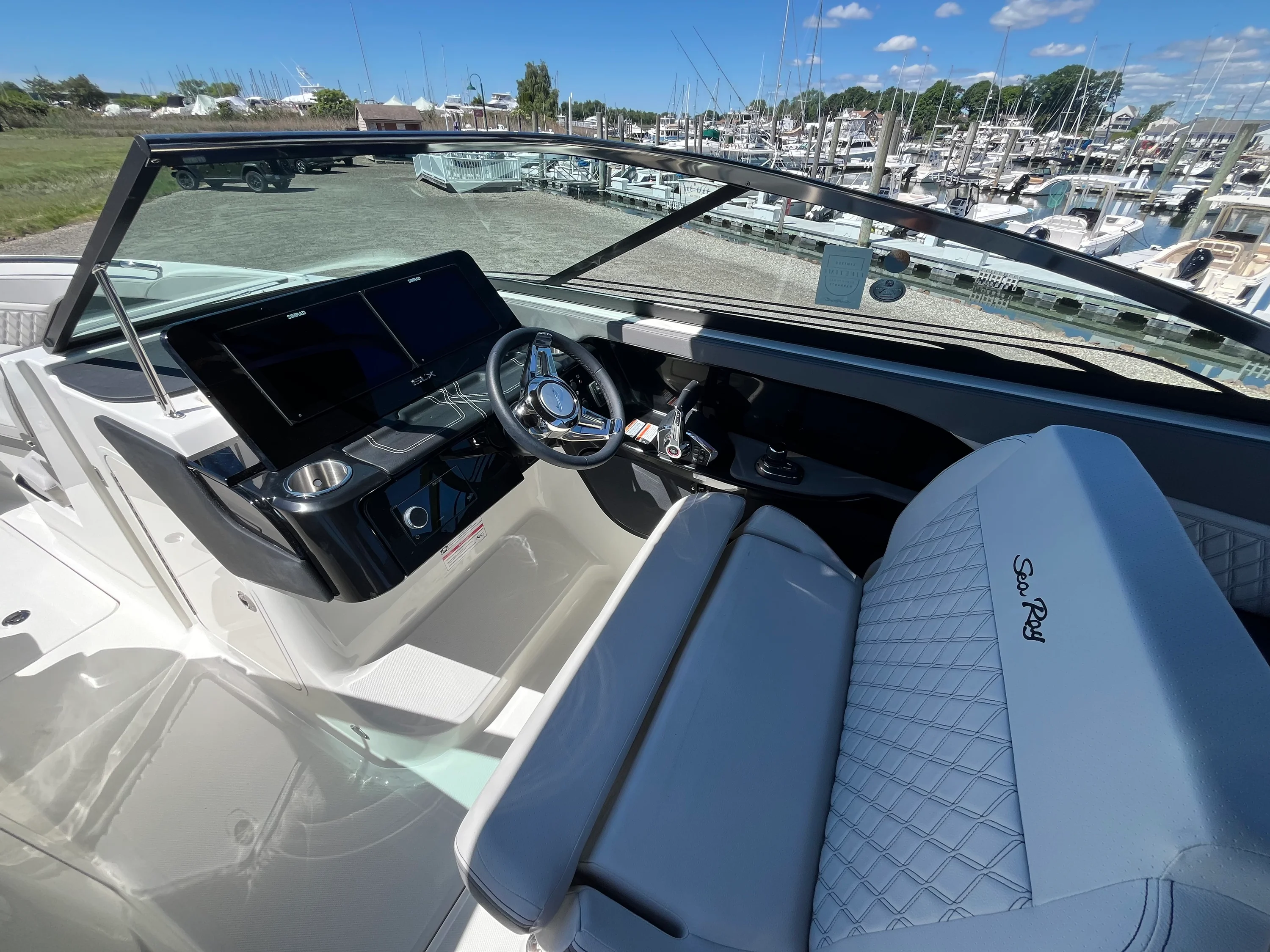 2026 Sea Ray SLX 280 Outboard Image Thumbnail #16