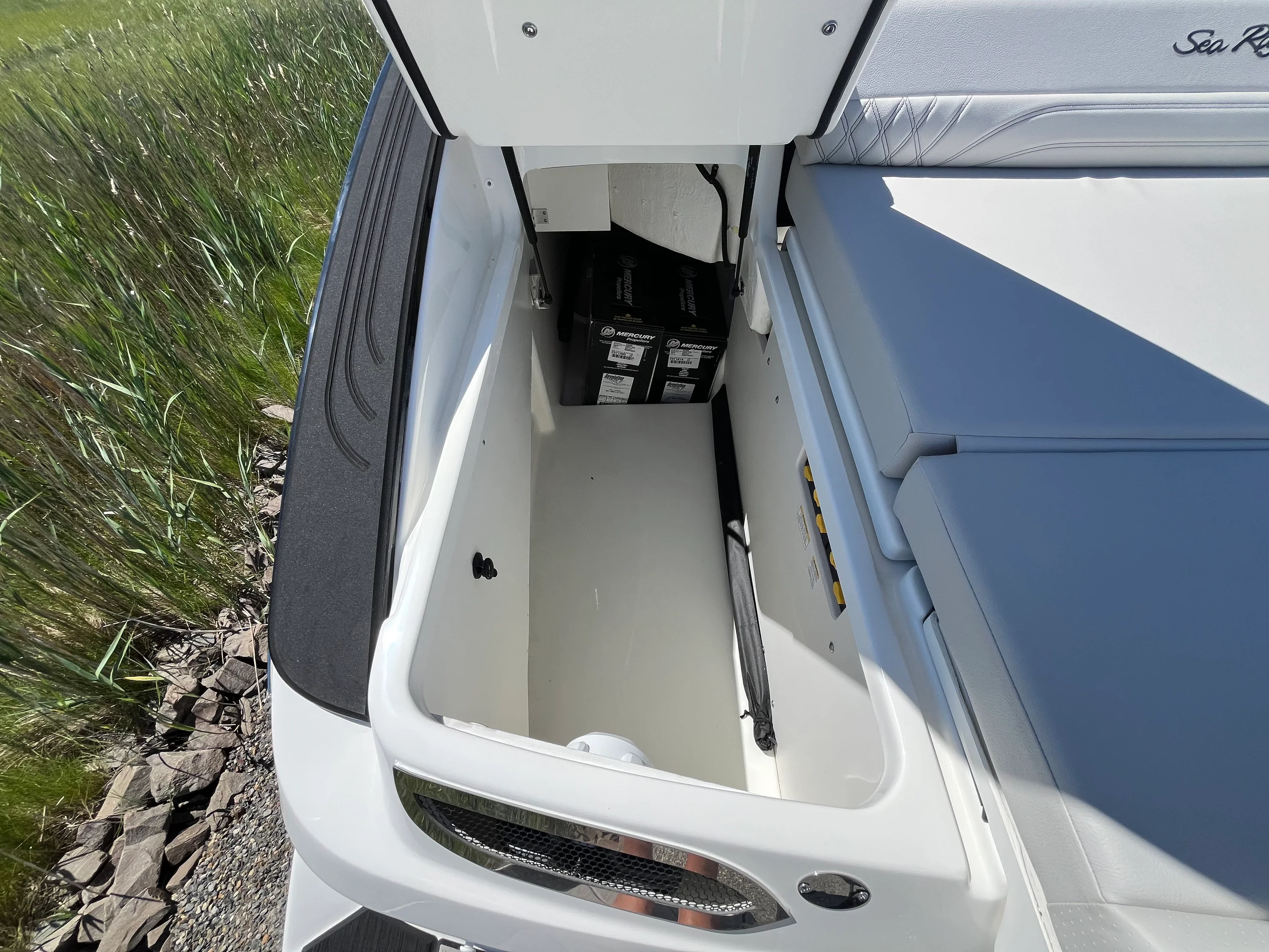 2026 Sea Ray SLX 280 Outboard Image Thumbnail #6