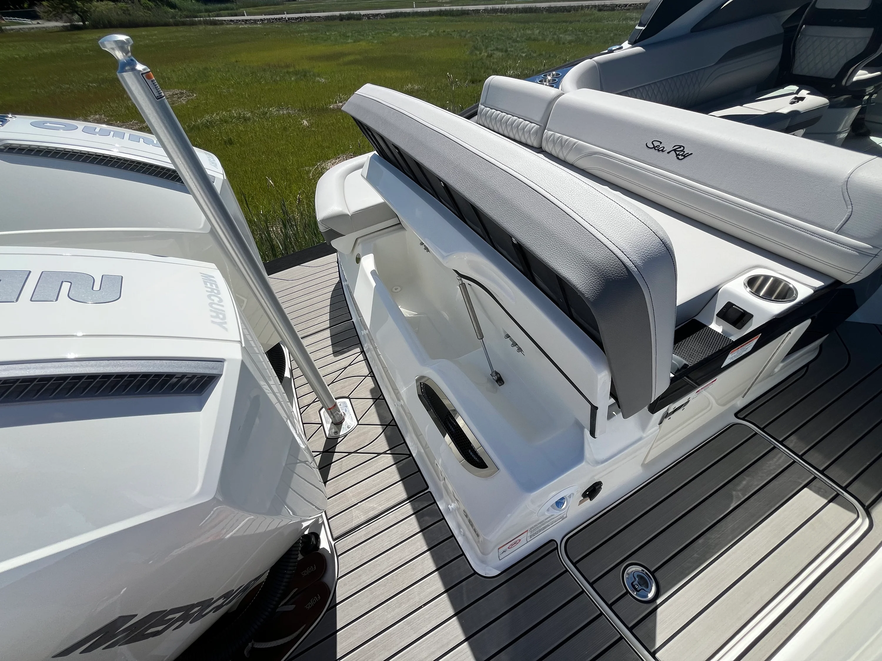 2026 Sea Ray SLX 280 Outboard Image Thumbnail #5