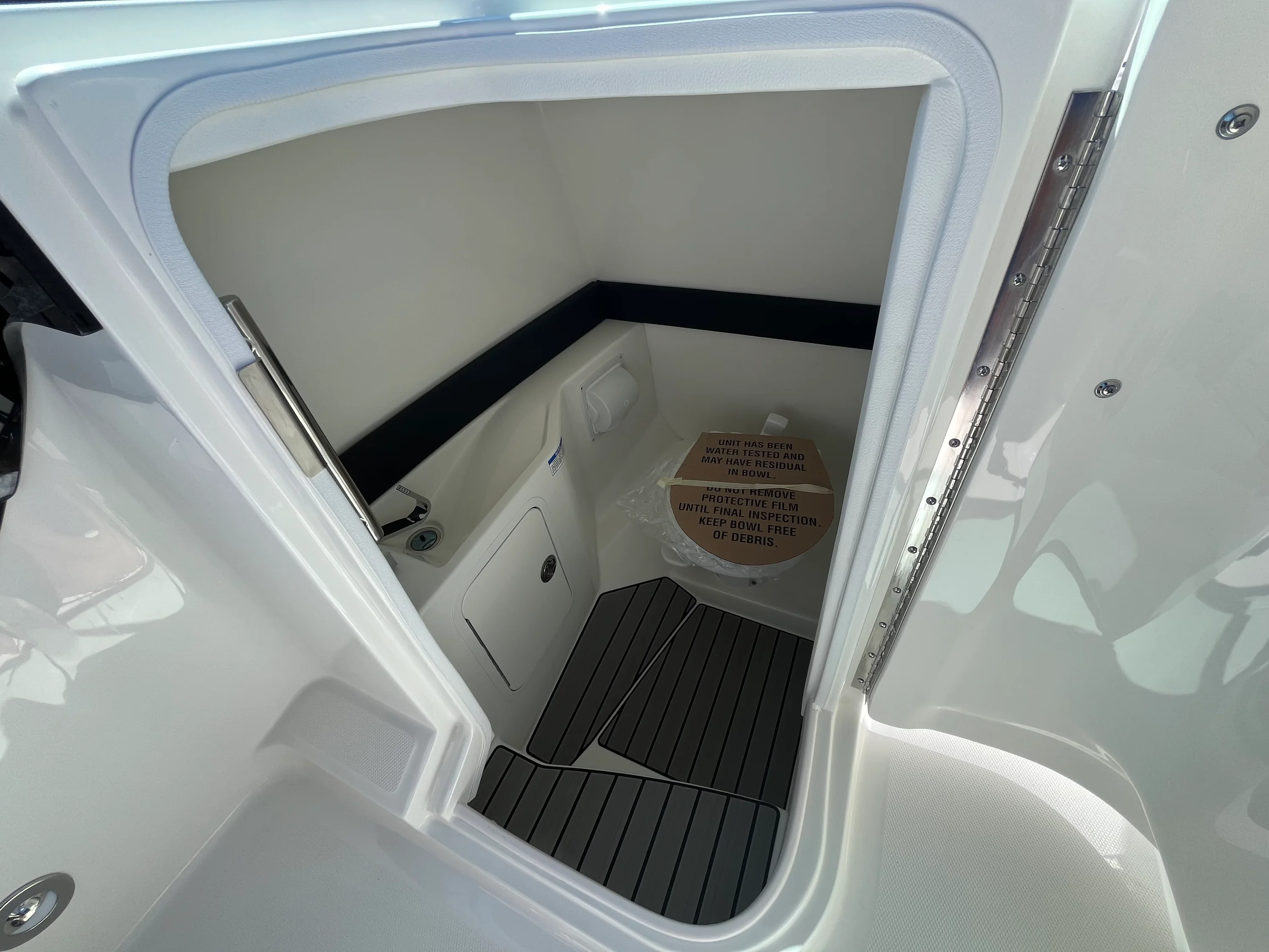 2026 Sea Ray SLX 280 Outboard Image Thumbnail #20