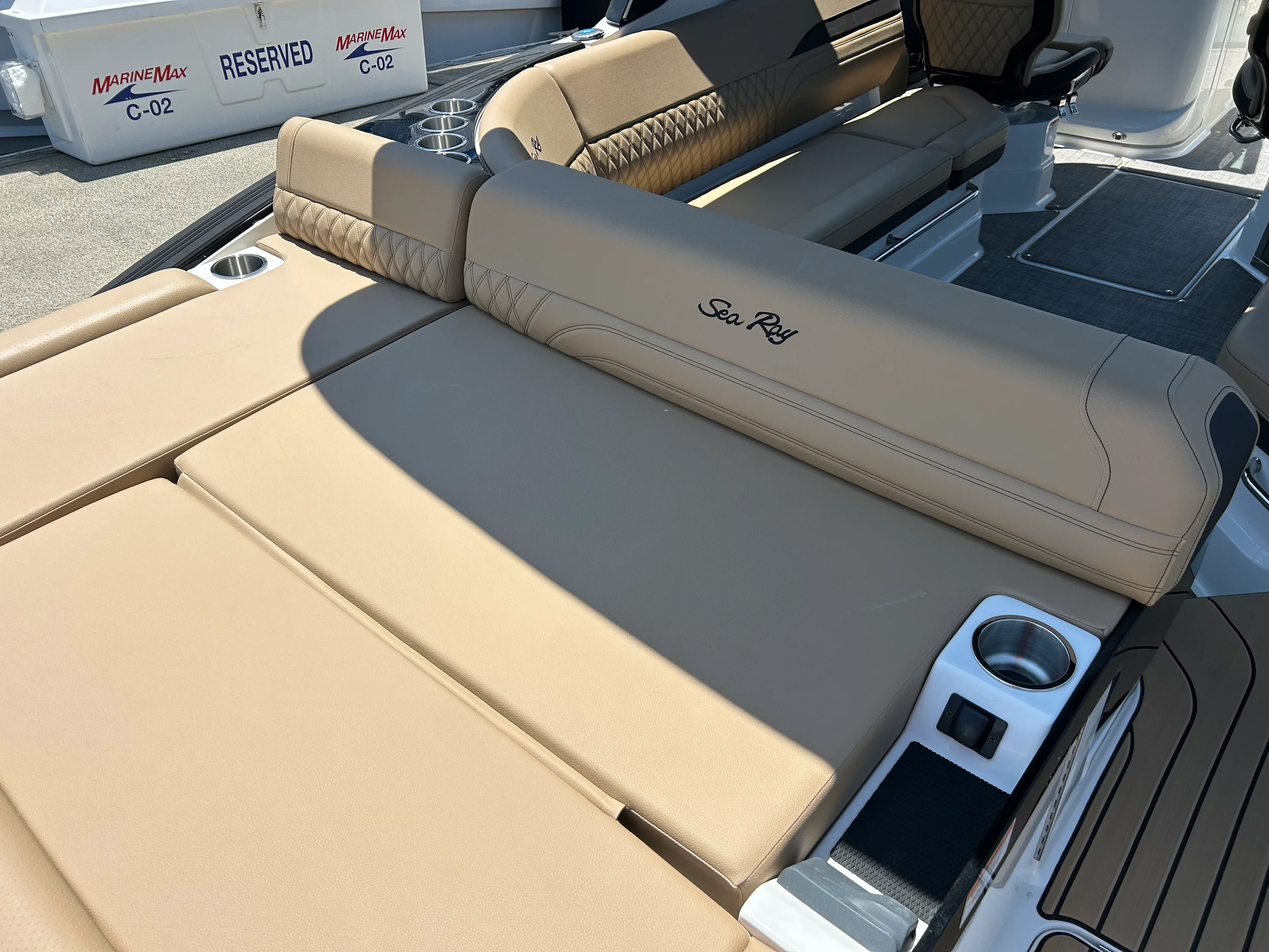 2026 Sea Ray SLX 280 Outboard Image Thumbnail #12
