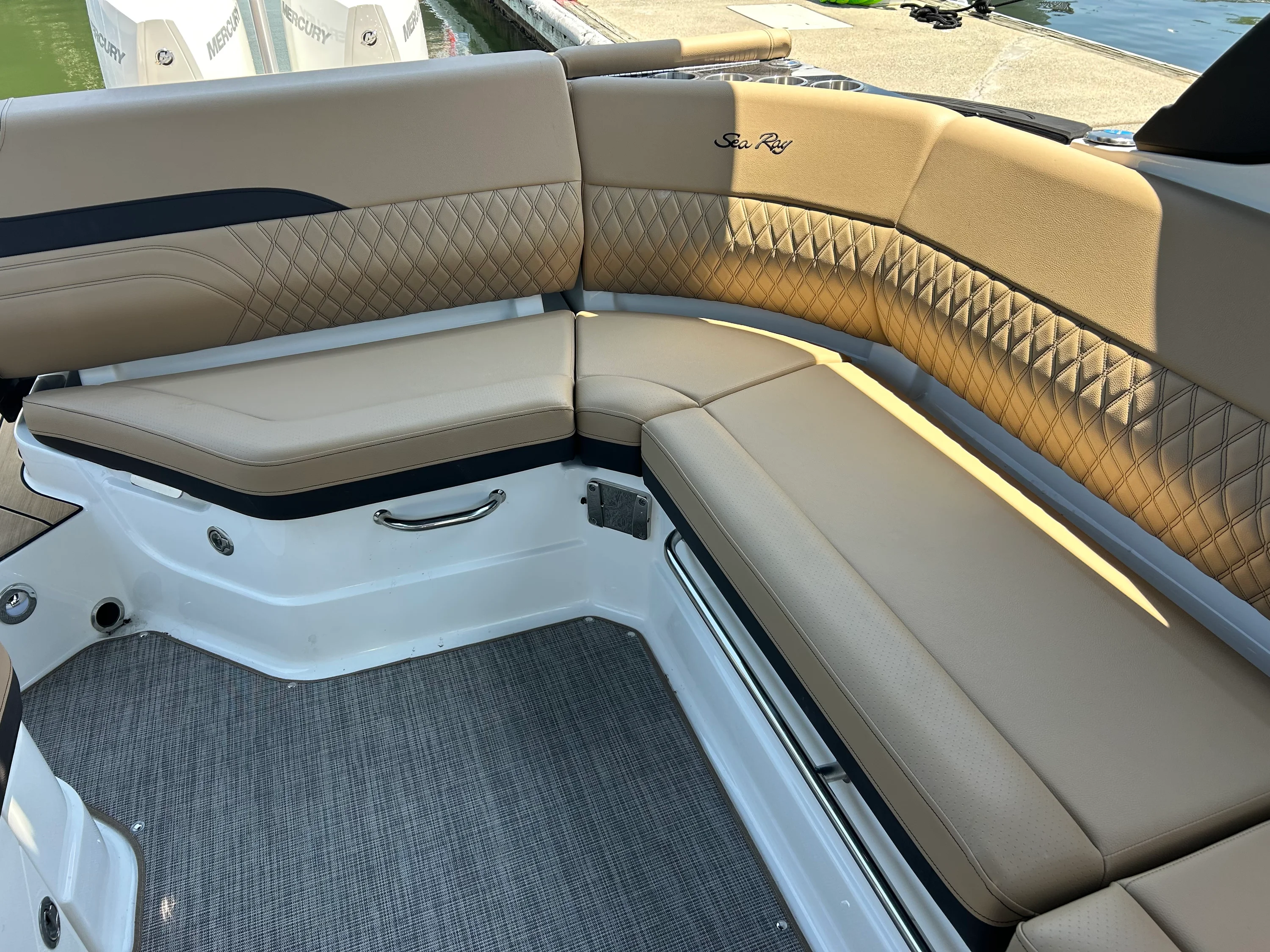 2026 Sea Ray SLX 280 Outboard Image Thumbnail #15