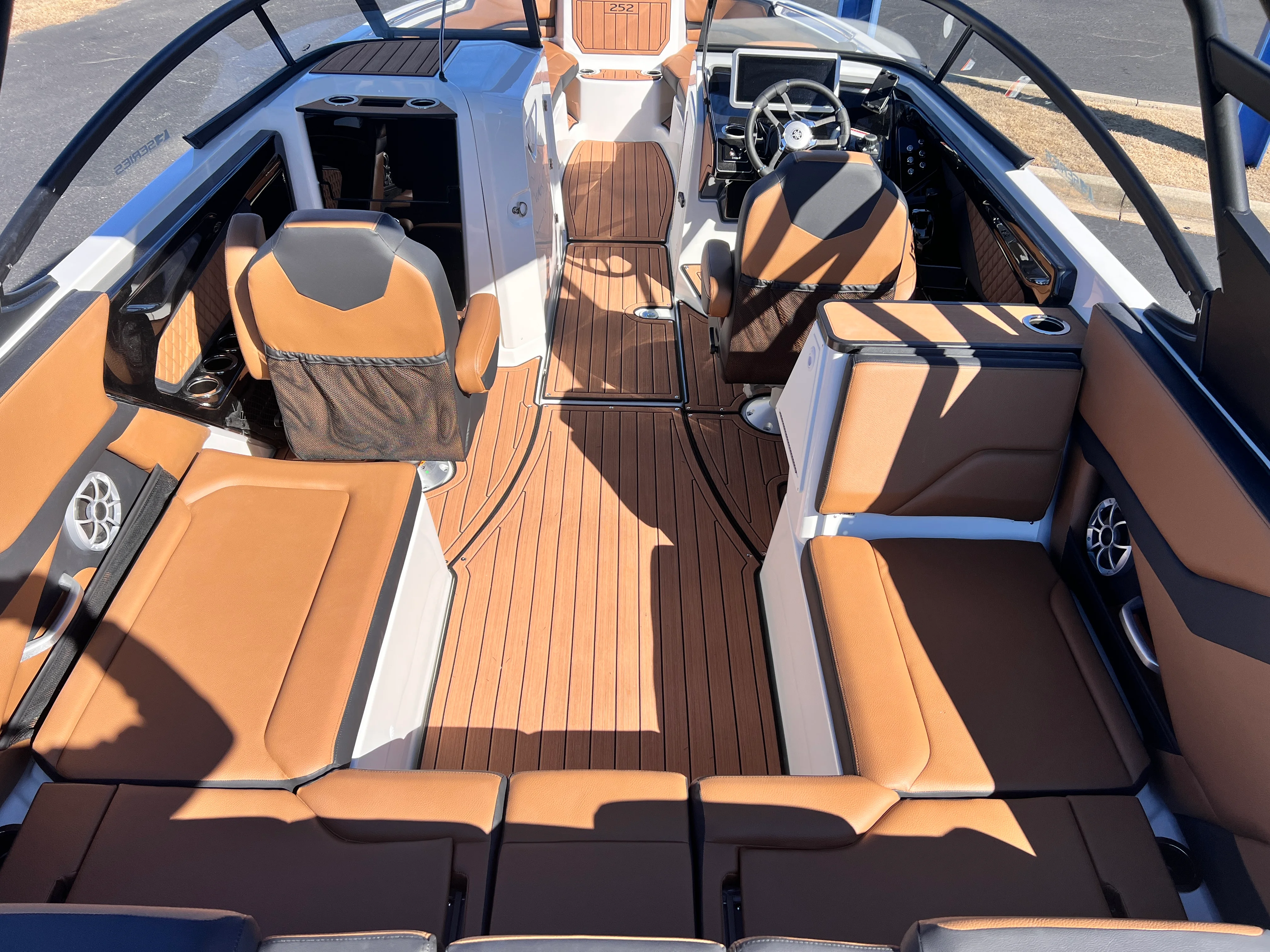 2026 Yamaha 252SE Image Thumbnail #8