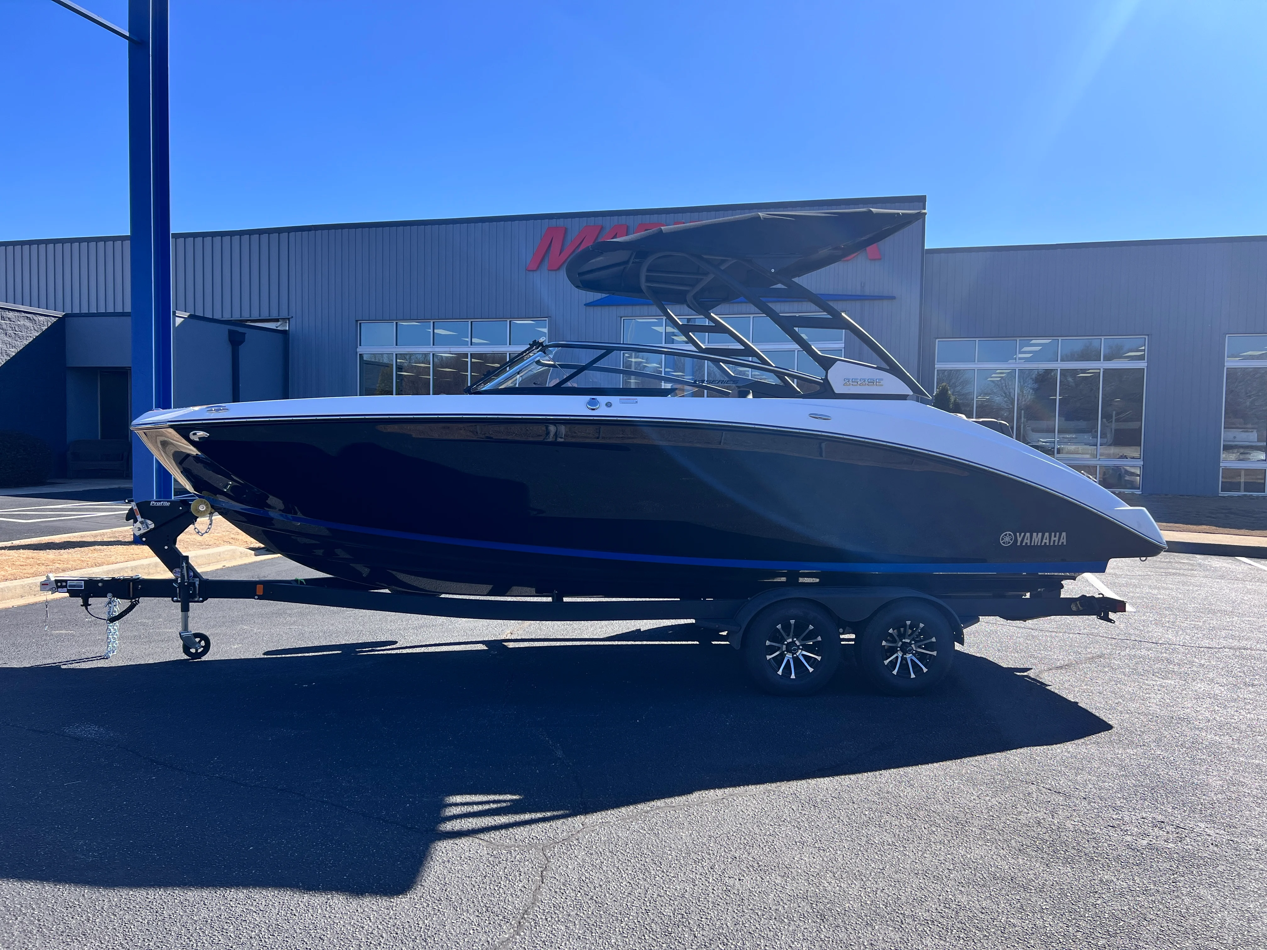 2026 Yamaha 252SE Image Thumbnail #0