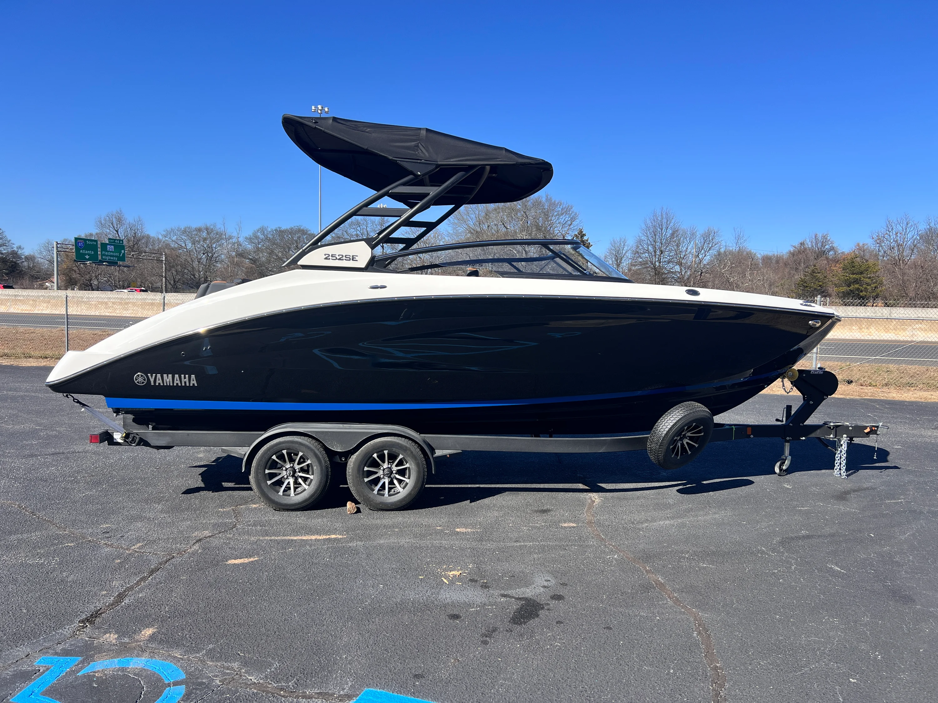 2026 Yamaha 252SE Image Thumbnail #5