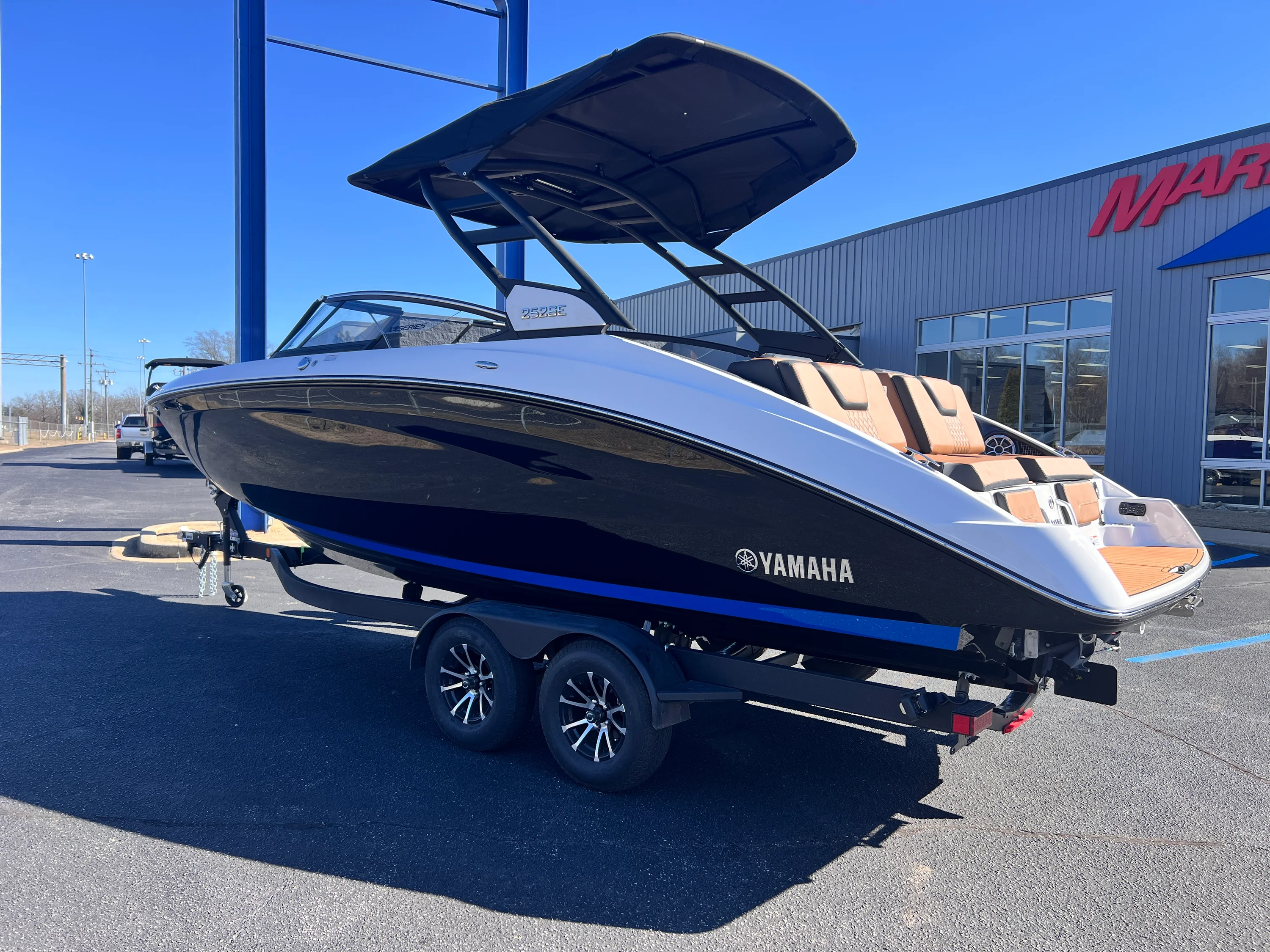 2026 Yamaha 252SE Image Thumbnail #2