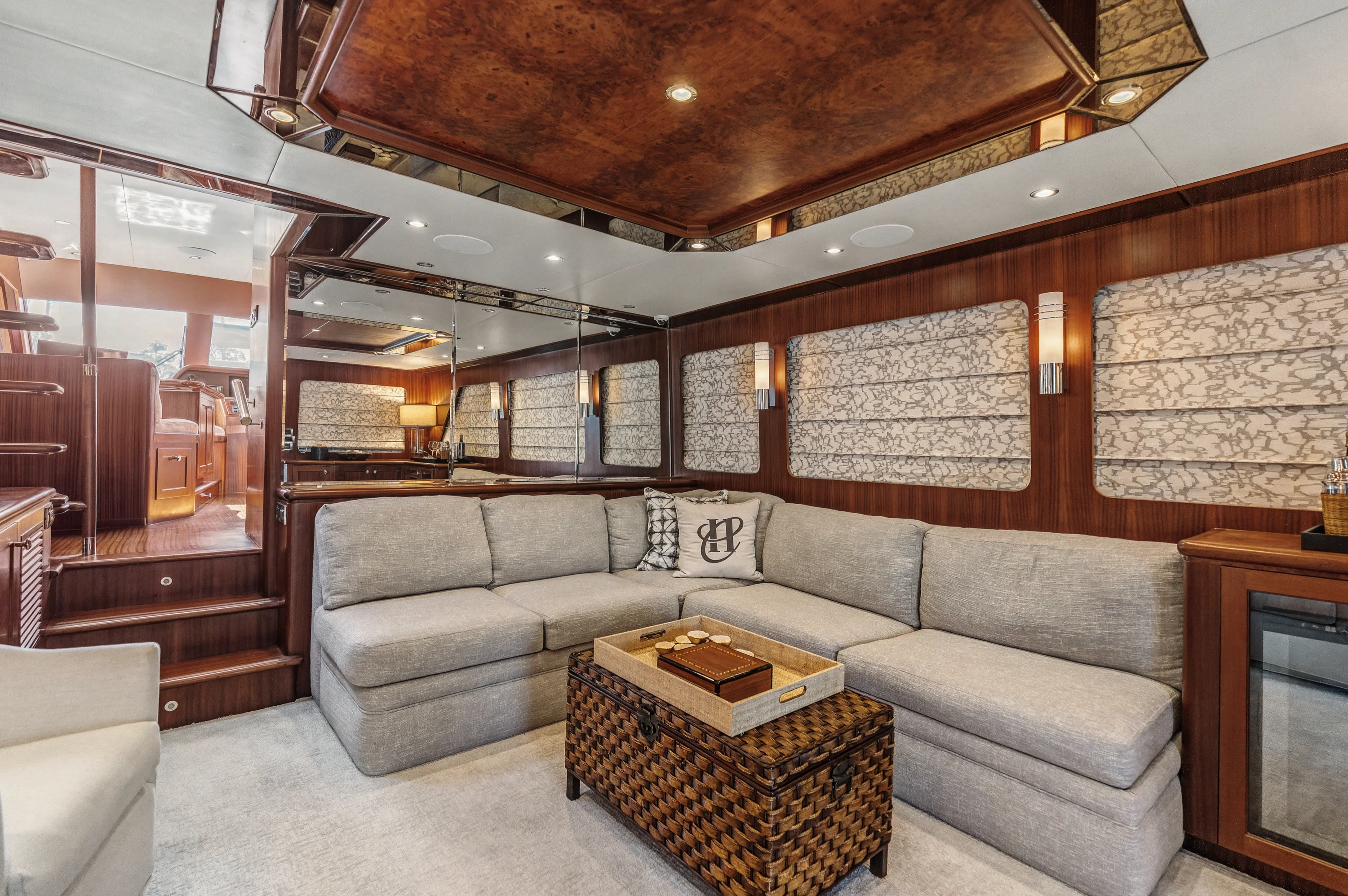 2013 Ocean Alexander 65 PILOTHOUSE Image Thumbnail #23