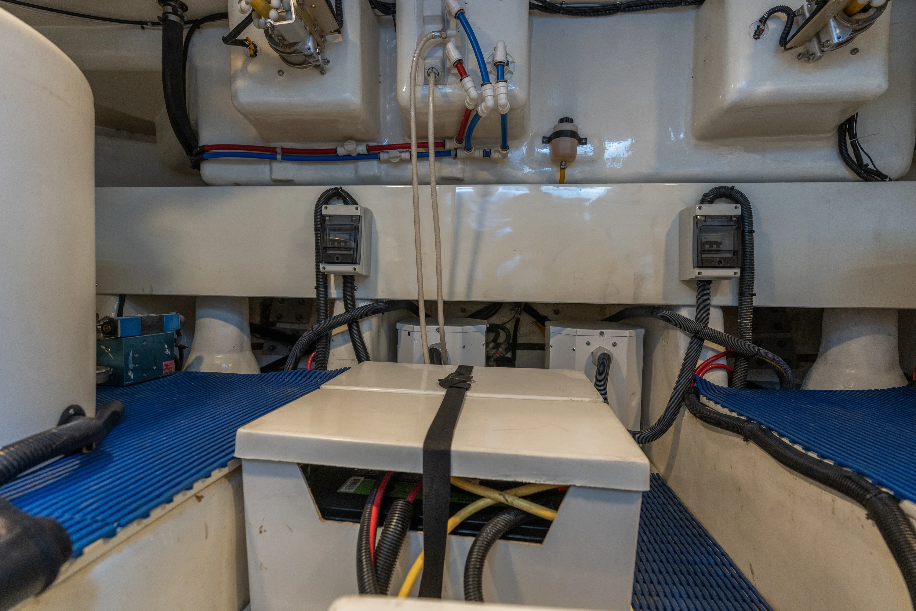 2013 Ocean Alexander 65 PILOTHOUSE Image Thumbnail #92