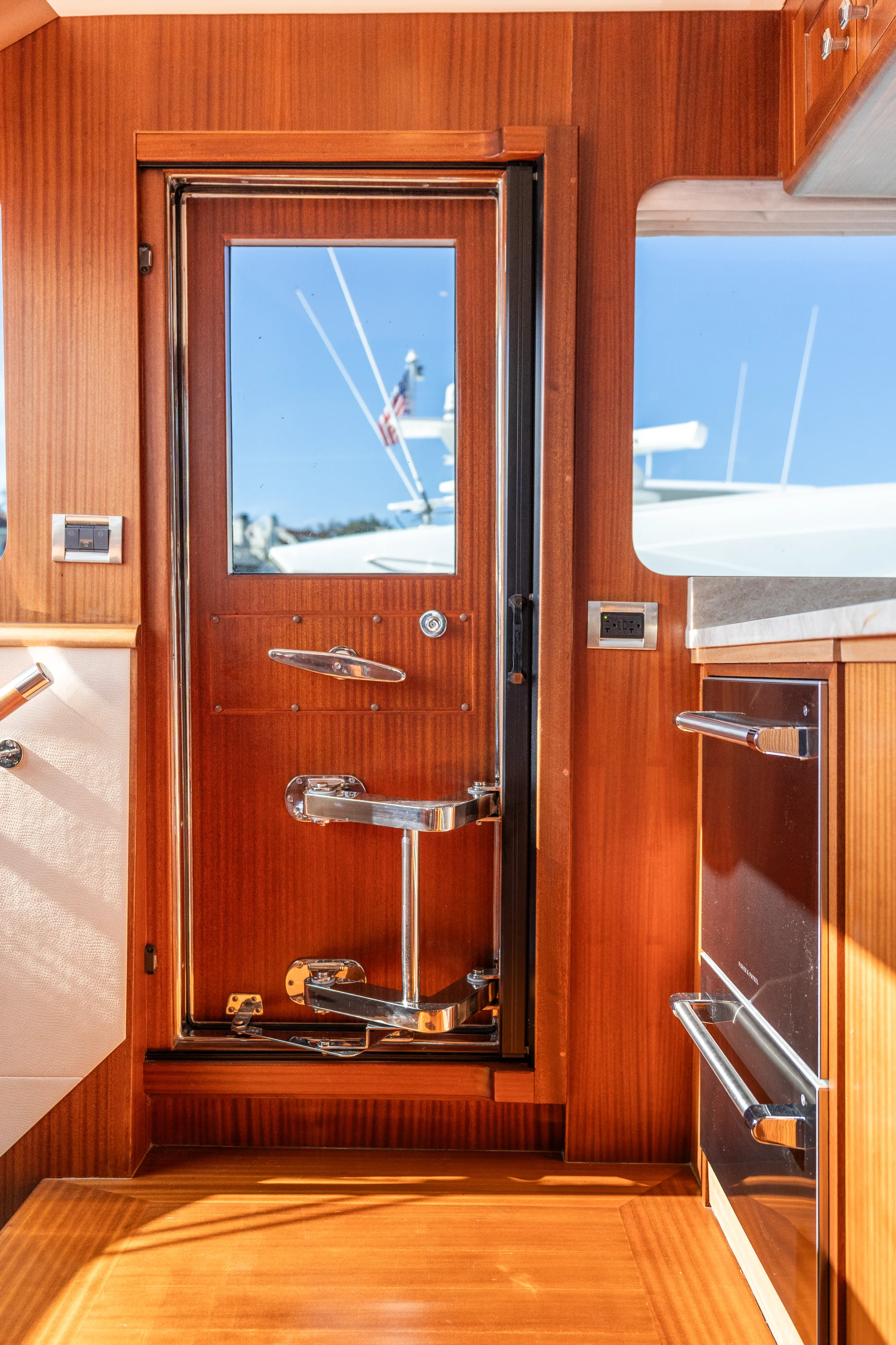 2013 Ocean Alexander 65 PILOTHOUSE Image Thumbnail #41