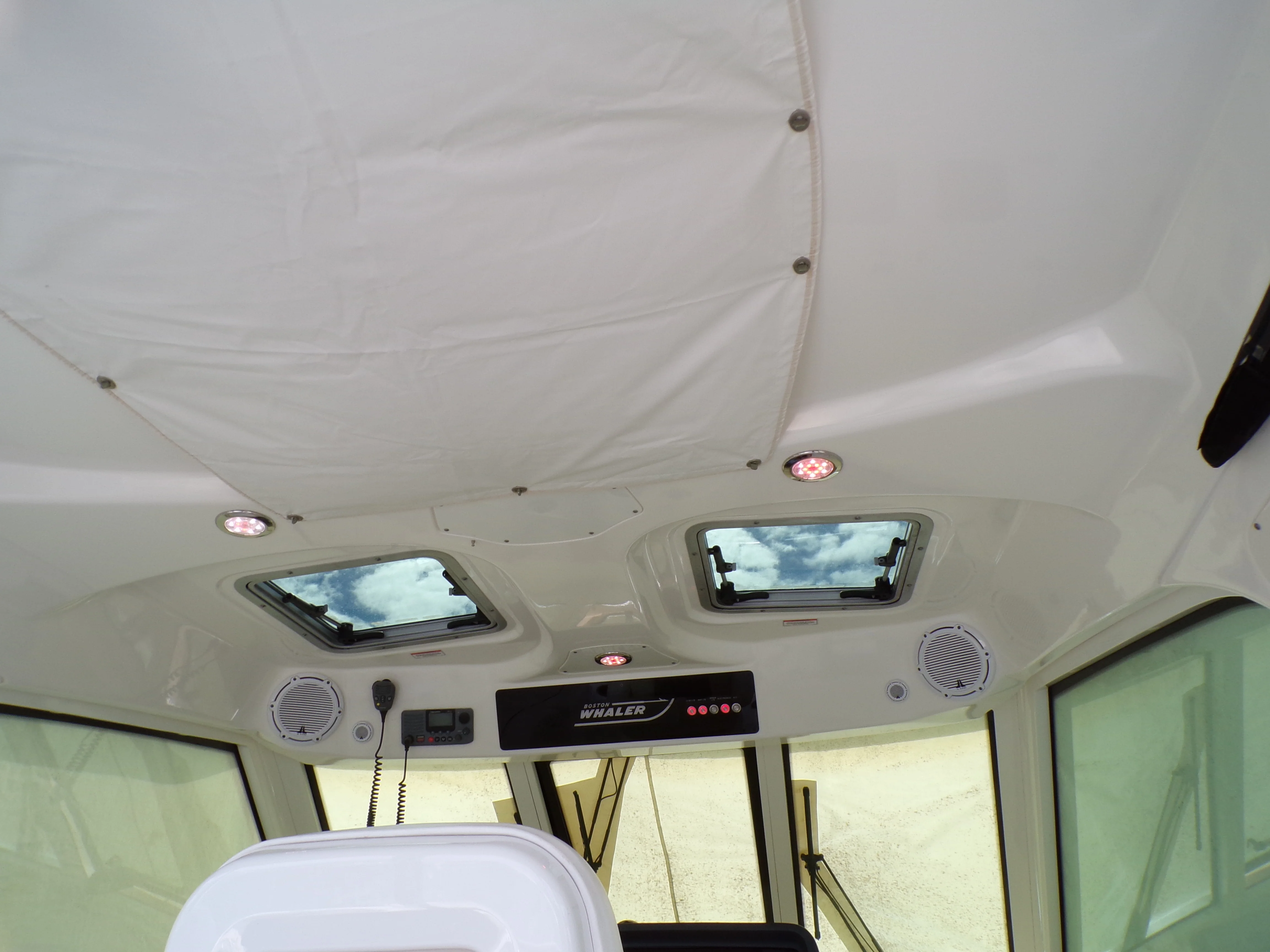 2014 Boston Whaler 345 CONQUEST Image Thumbnail #75