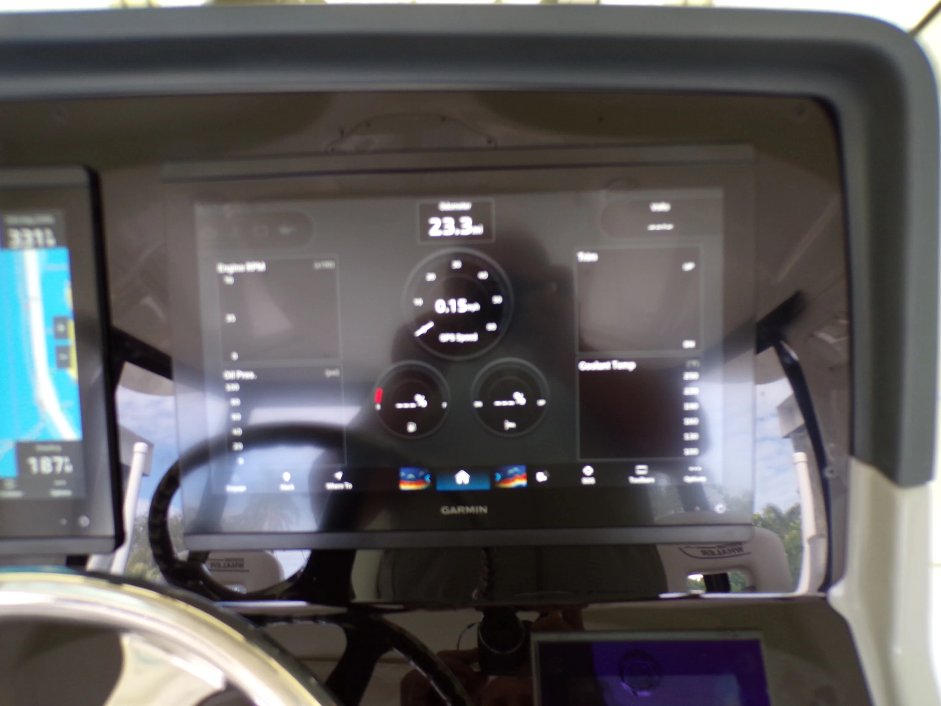 2014 Boston Whaler 345 CONQUEST Image Thumbnail #69