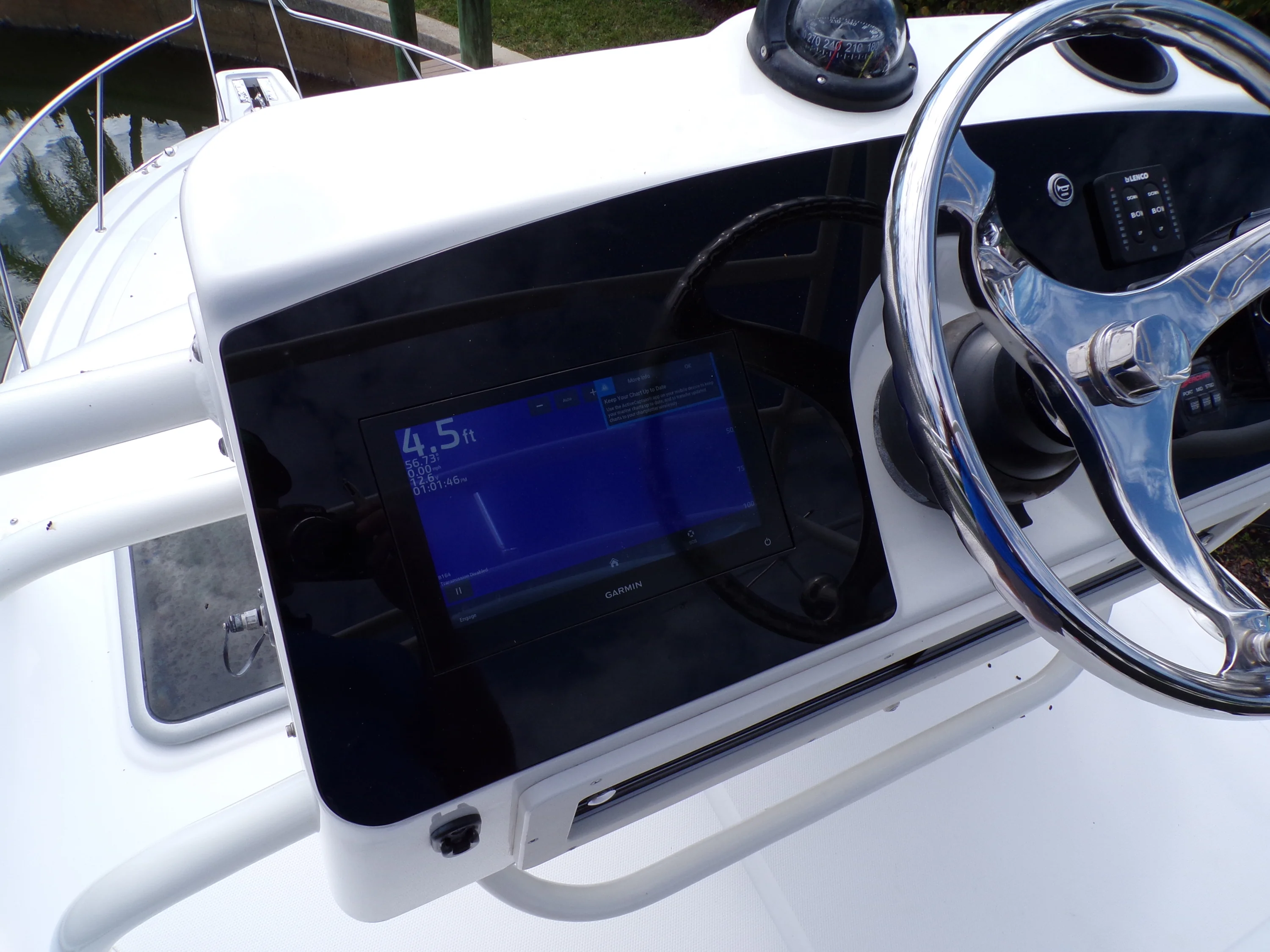 2014 Boston Whaler 345 CONQUEST Image Thumbnail #17