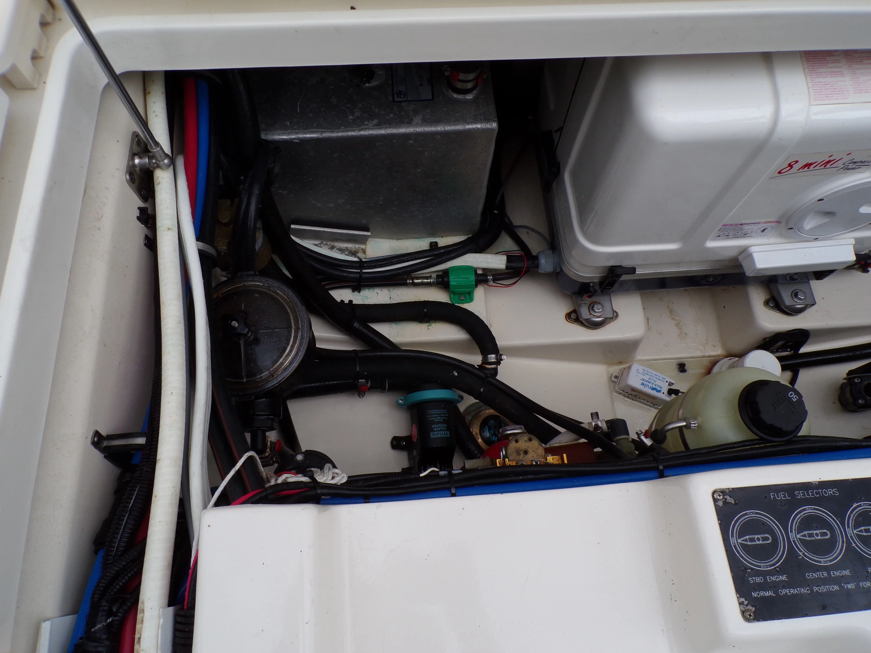 2014 Boston Whaler 345 CONQUEST Image Thumbnail #41