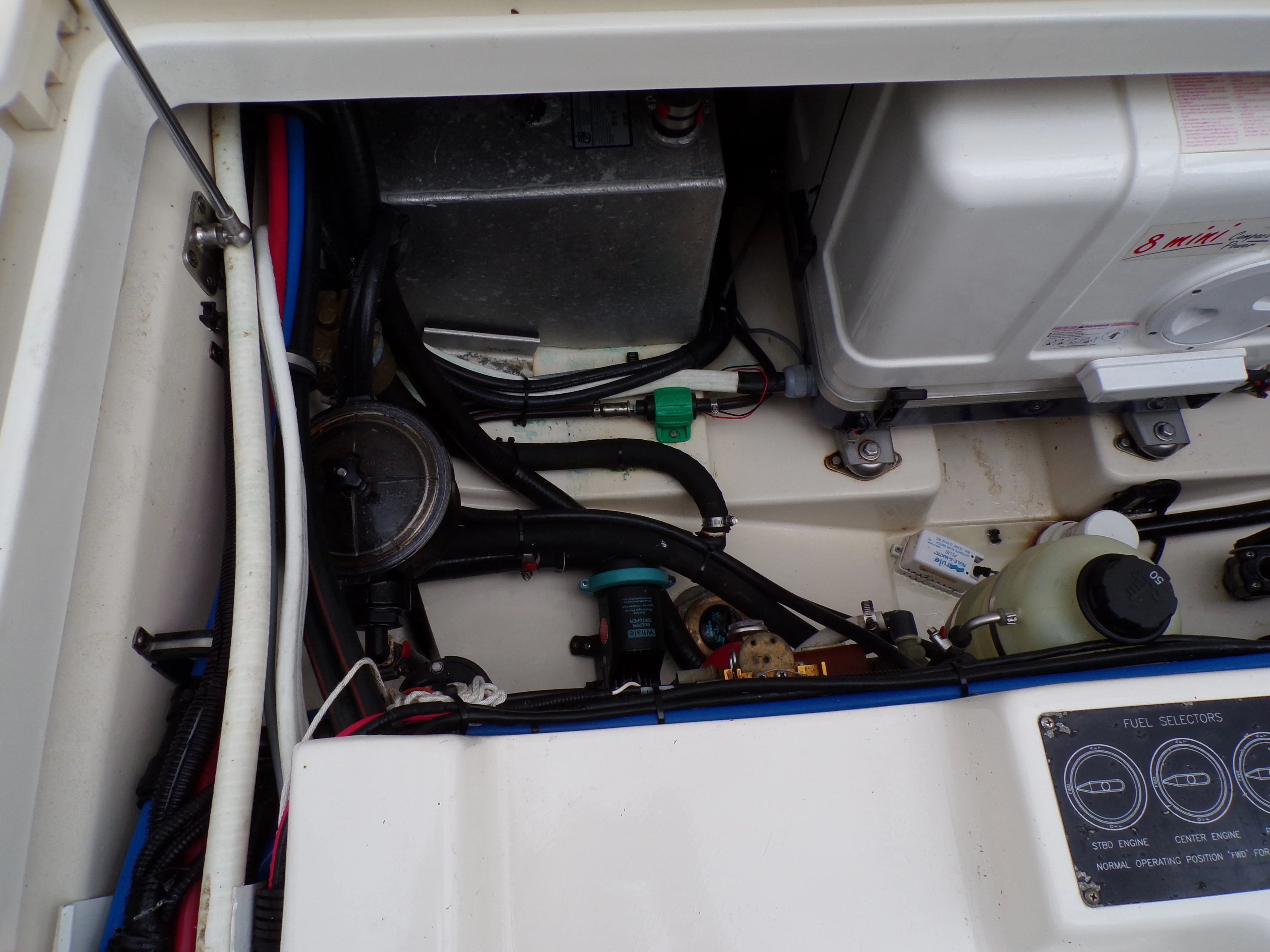 2014 Boston Whaler 345 CONQUEST Image Thumbnail #41