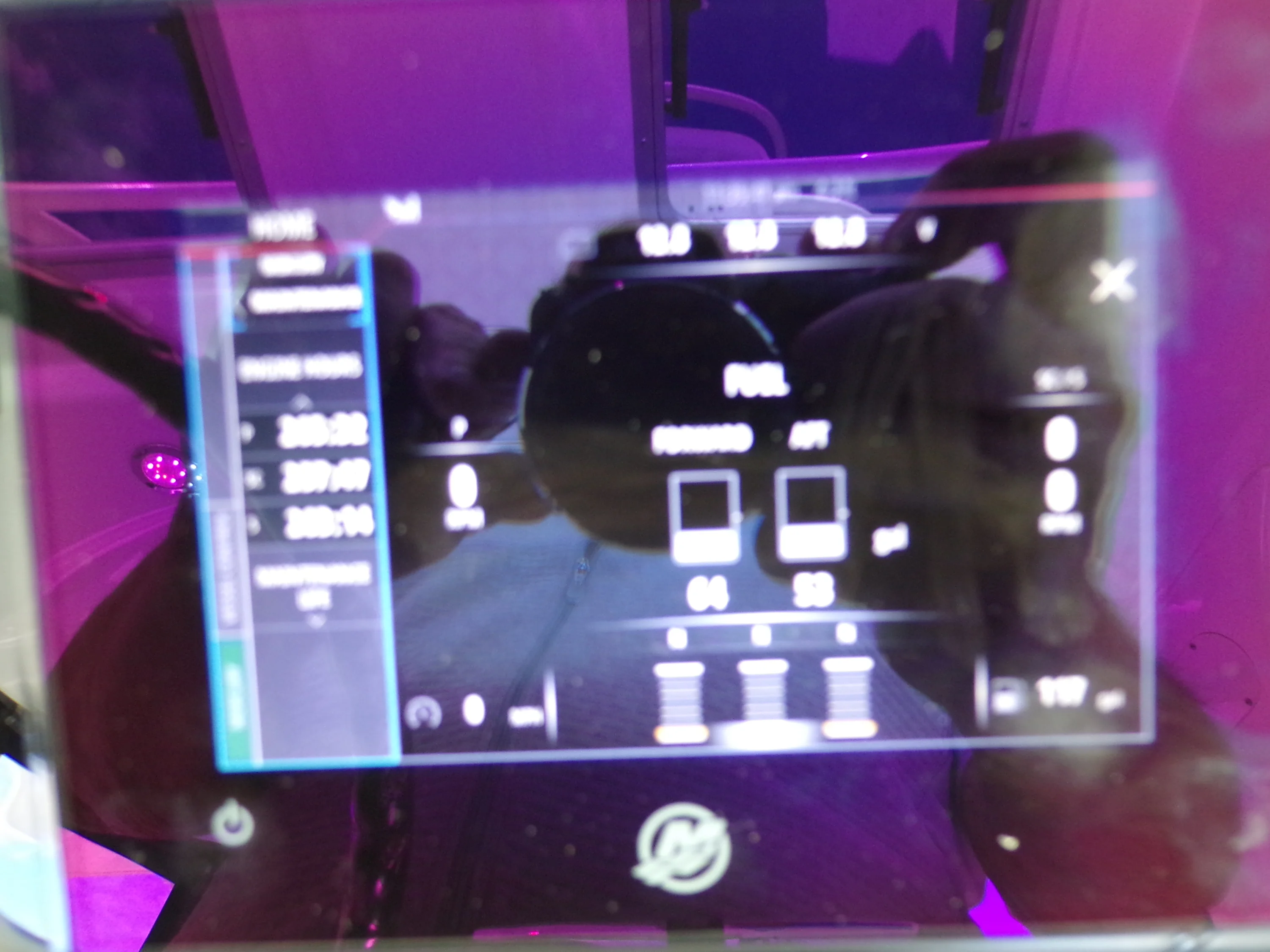 2014 Boston Whaler 345 CONQUEST Image Thumbnail #71