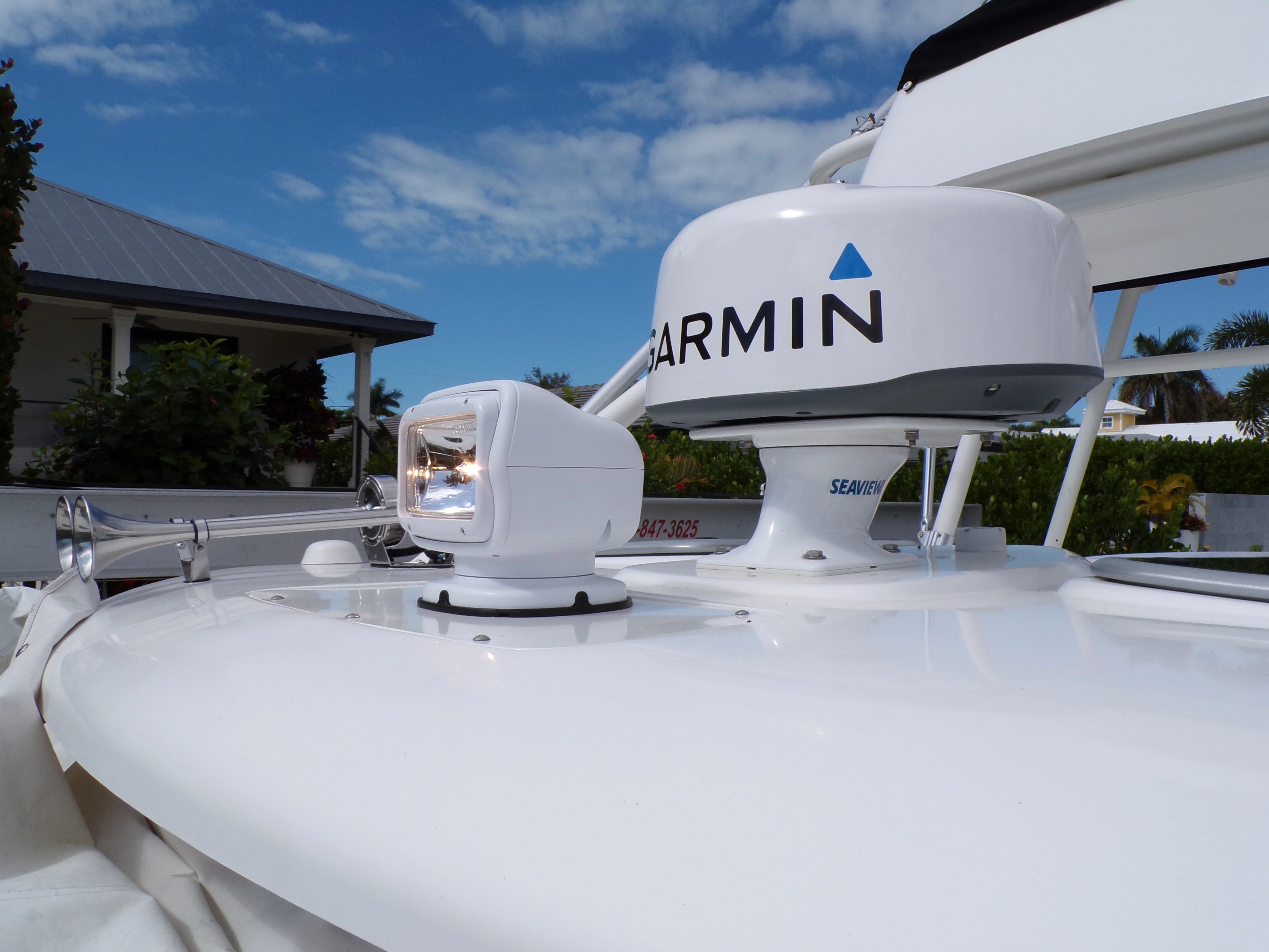 2014 Boston Whaler 345 CONQUEST Image Thumbnail #12