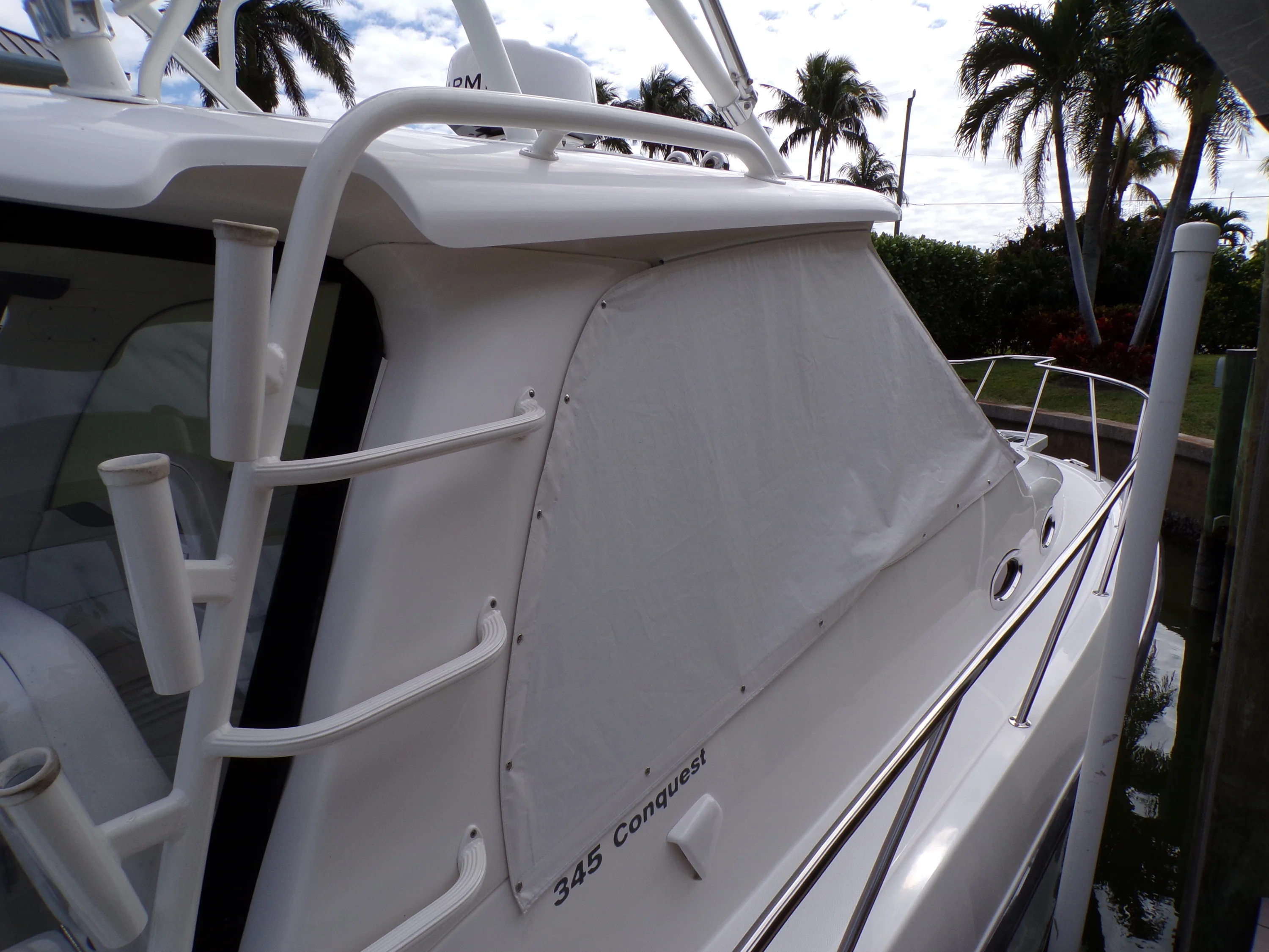 2014 Boston Whaler 345 CONQUEST Image Thumbnail #8