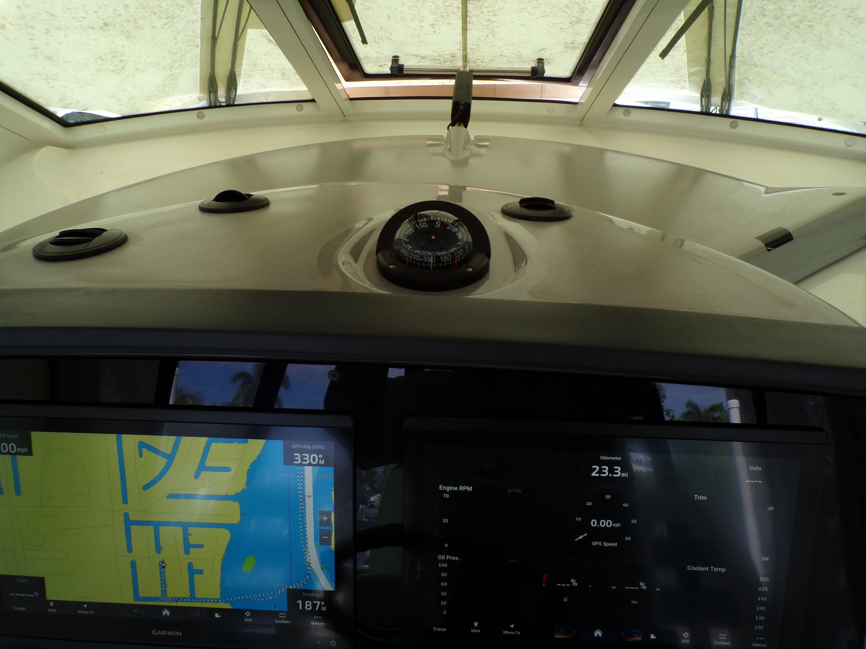 2014 Boston Whaler 345 CONQUEST Image Thumbnail #61