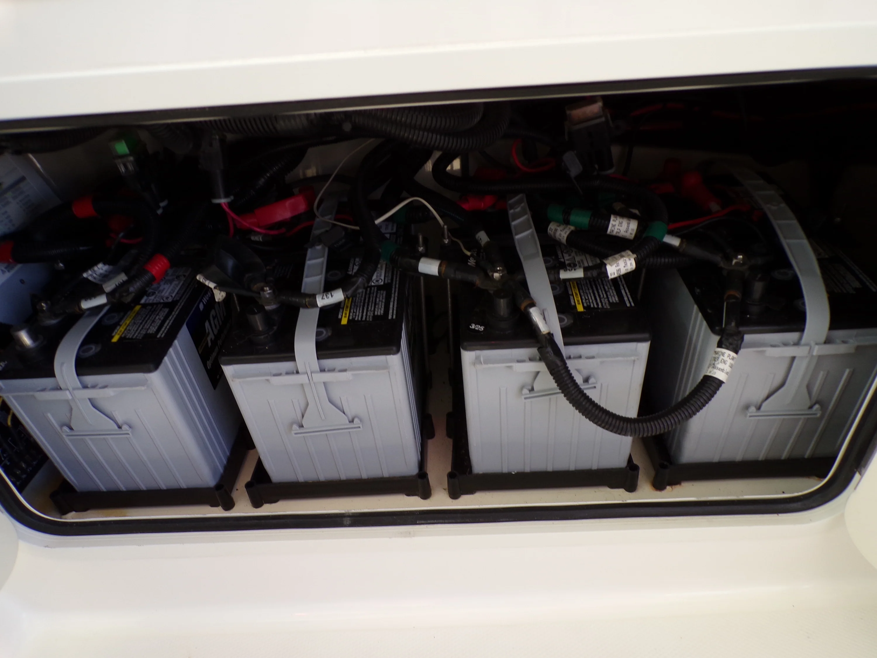 2014 Boston Whaler 345 CONQUEST Image Thumbnail #96