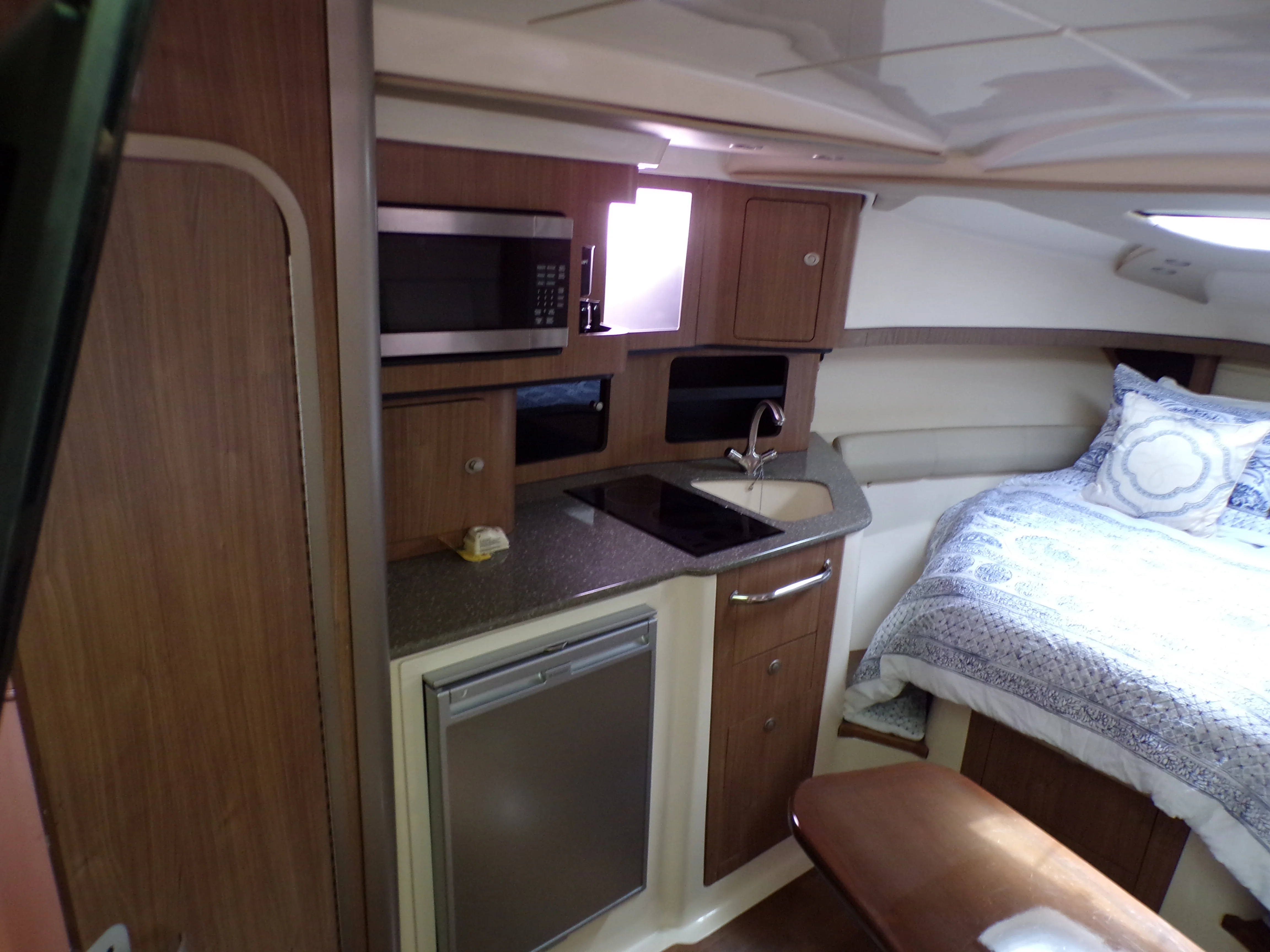 2014 Boston Whaler 345 CONQUEST Image Thumbnail #78