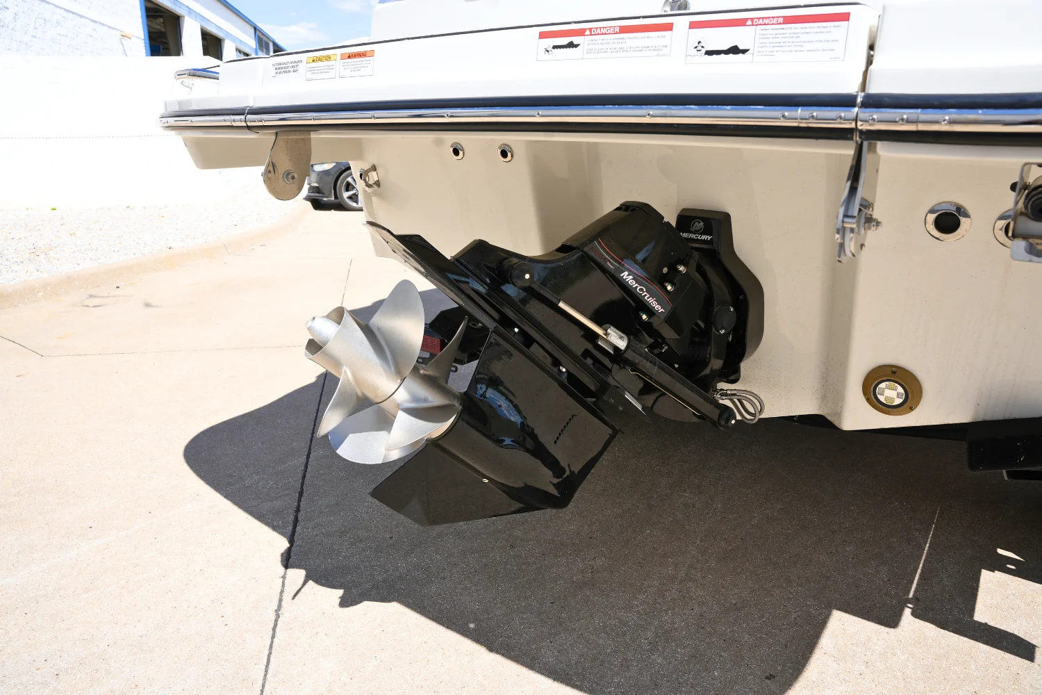 2026 Sea Ray SLX 260 Image Thumbnail #4