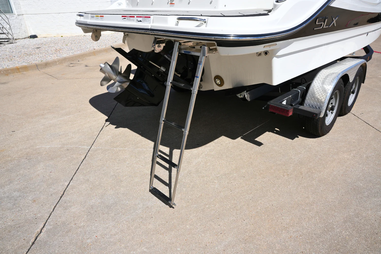 2026 Sea Ray SLX 260 Image Thumbnail #5