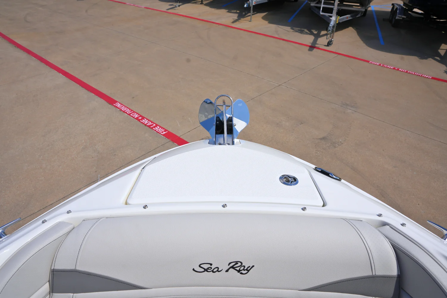 2026 Sea Ray SLX 260 Image Thumbnail #37