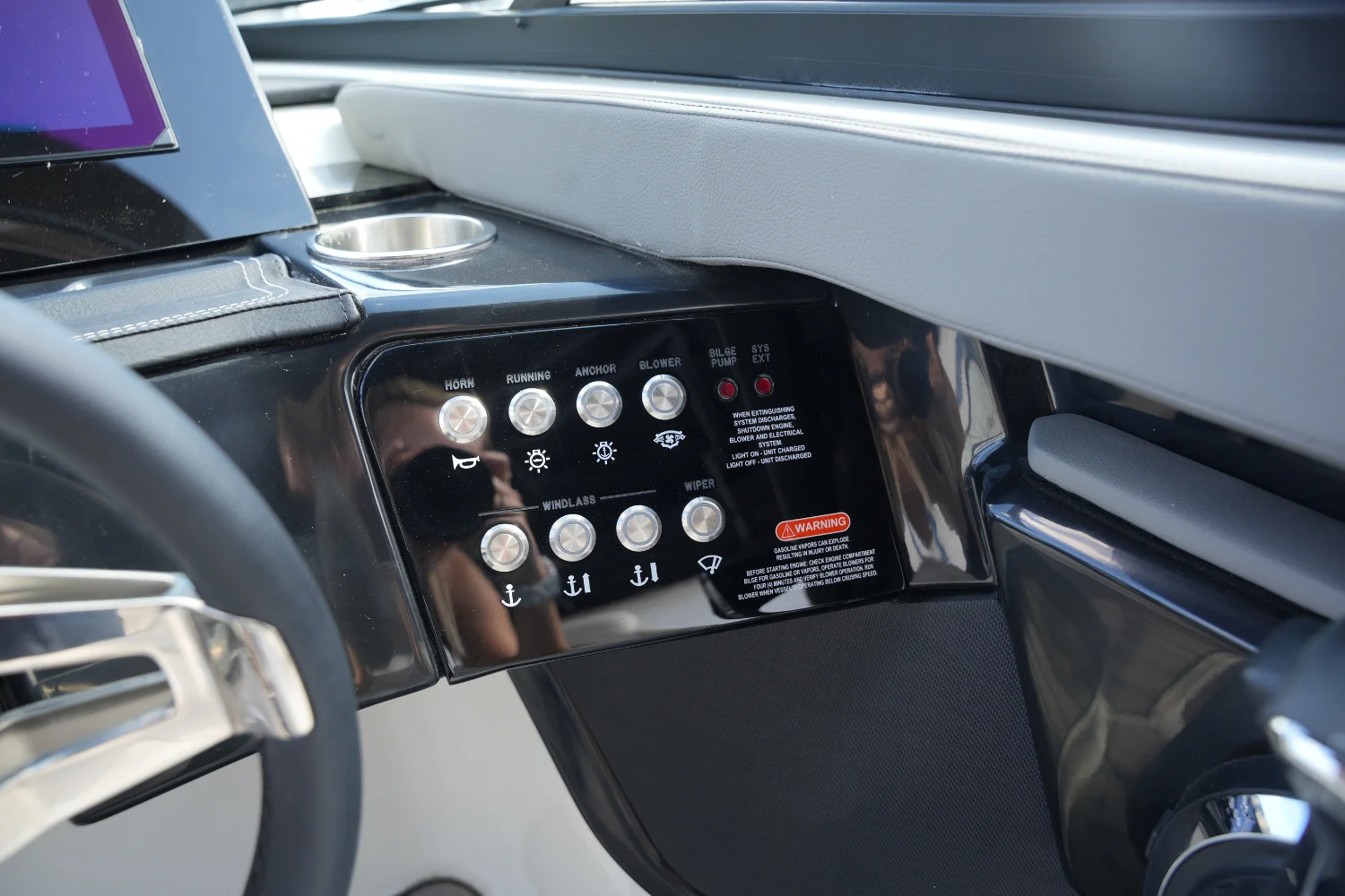 2026 Sea Ray SLX 260 Image Thumbnail #24