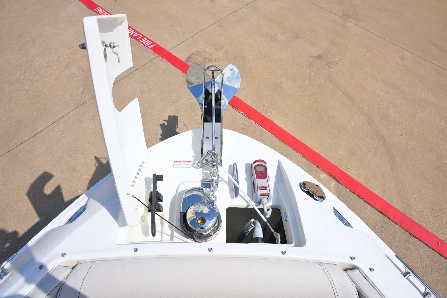 2026 Sea Ray SLX 260 Image Thumbnail #38