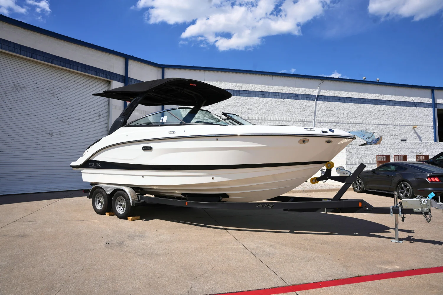 2026 Sea Ray SLX 260 Image Thumbnail #1