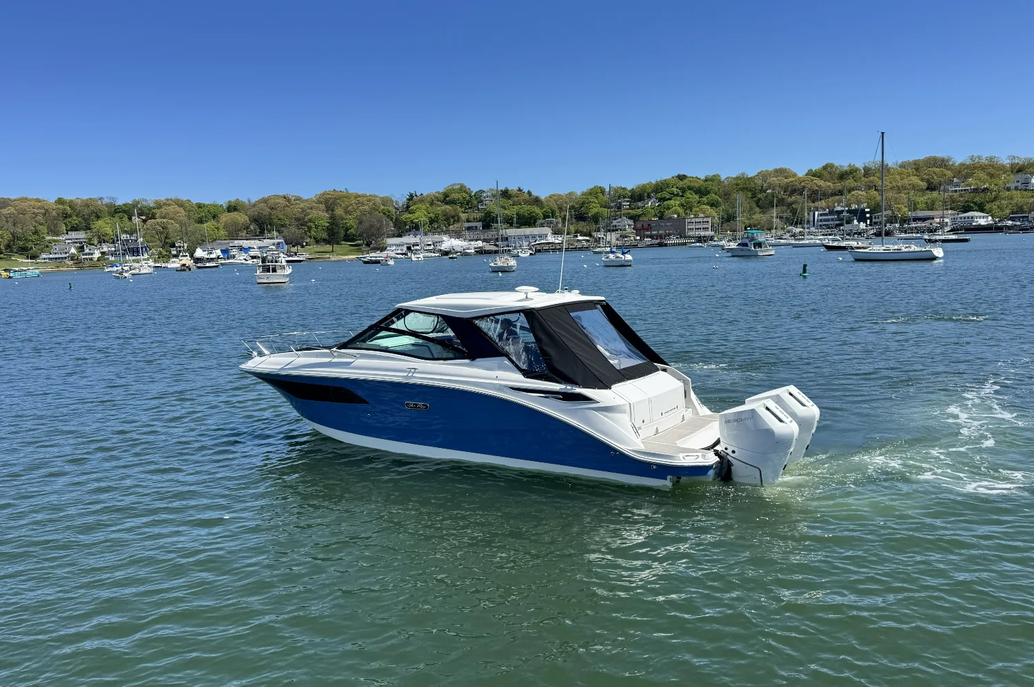 2026 Sea Ray Sundancer 320 Outboard Image Thumbnail #2