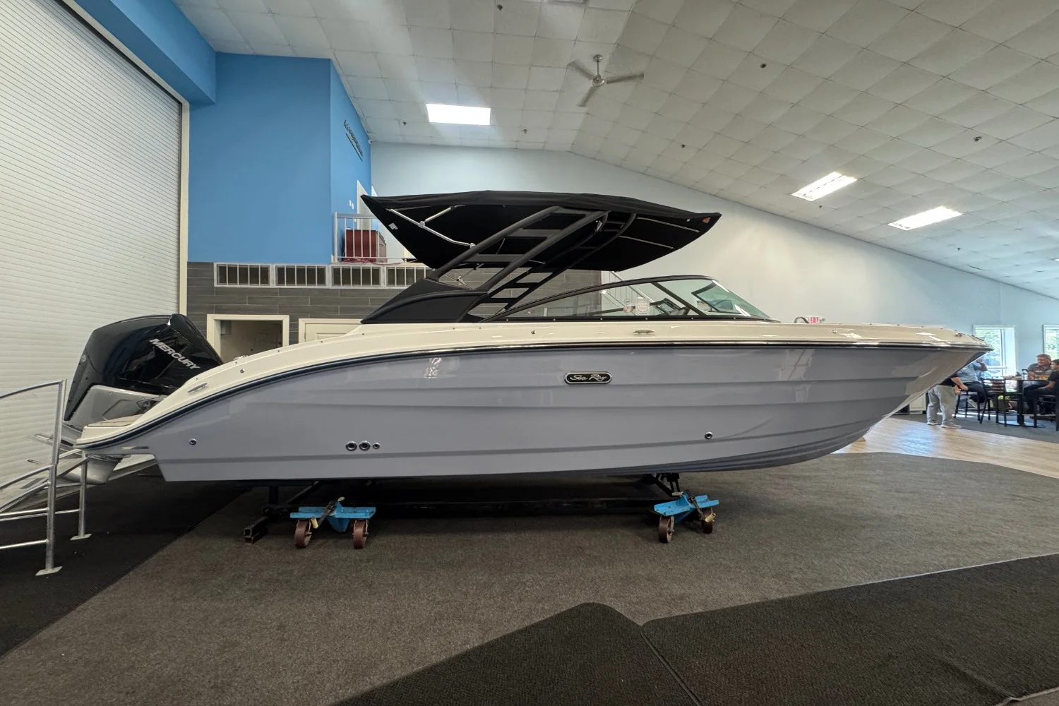 2026 Sea Ray SDX 250 Outboard Image Thumbnail #0
