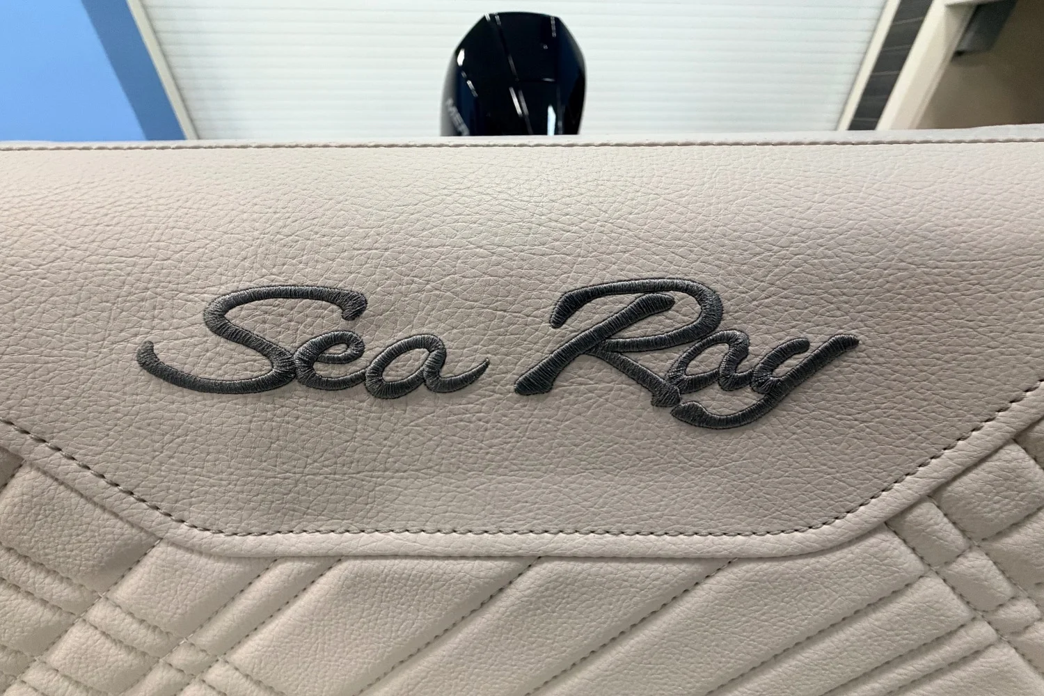 2026 Sea Ray SDX 250 Outboard Image Thumbnail #16