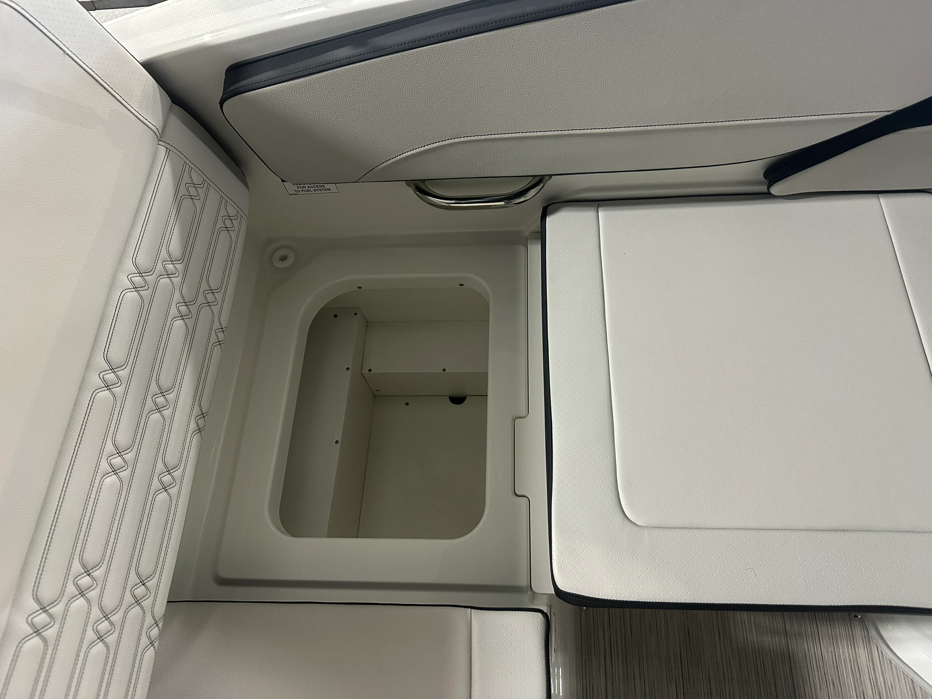 2026 Sea Ray SPX 210 Image Thumbnail #30