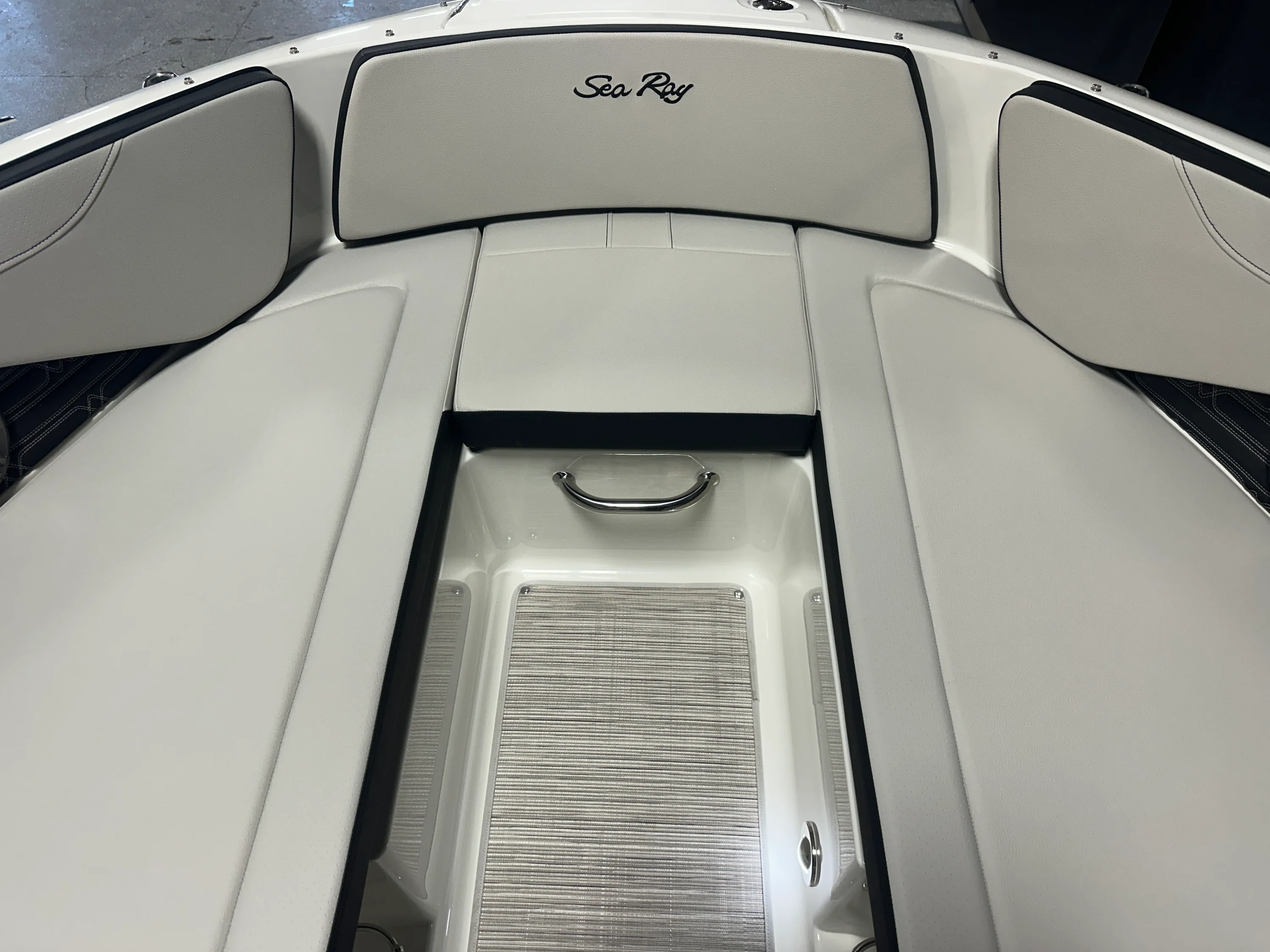 2026 Sea Ray SPX 210 Image Thumbnail #60
