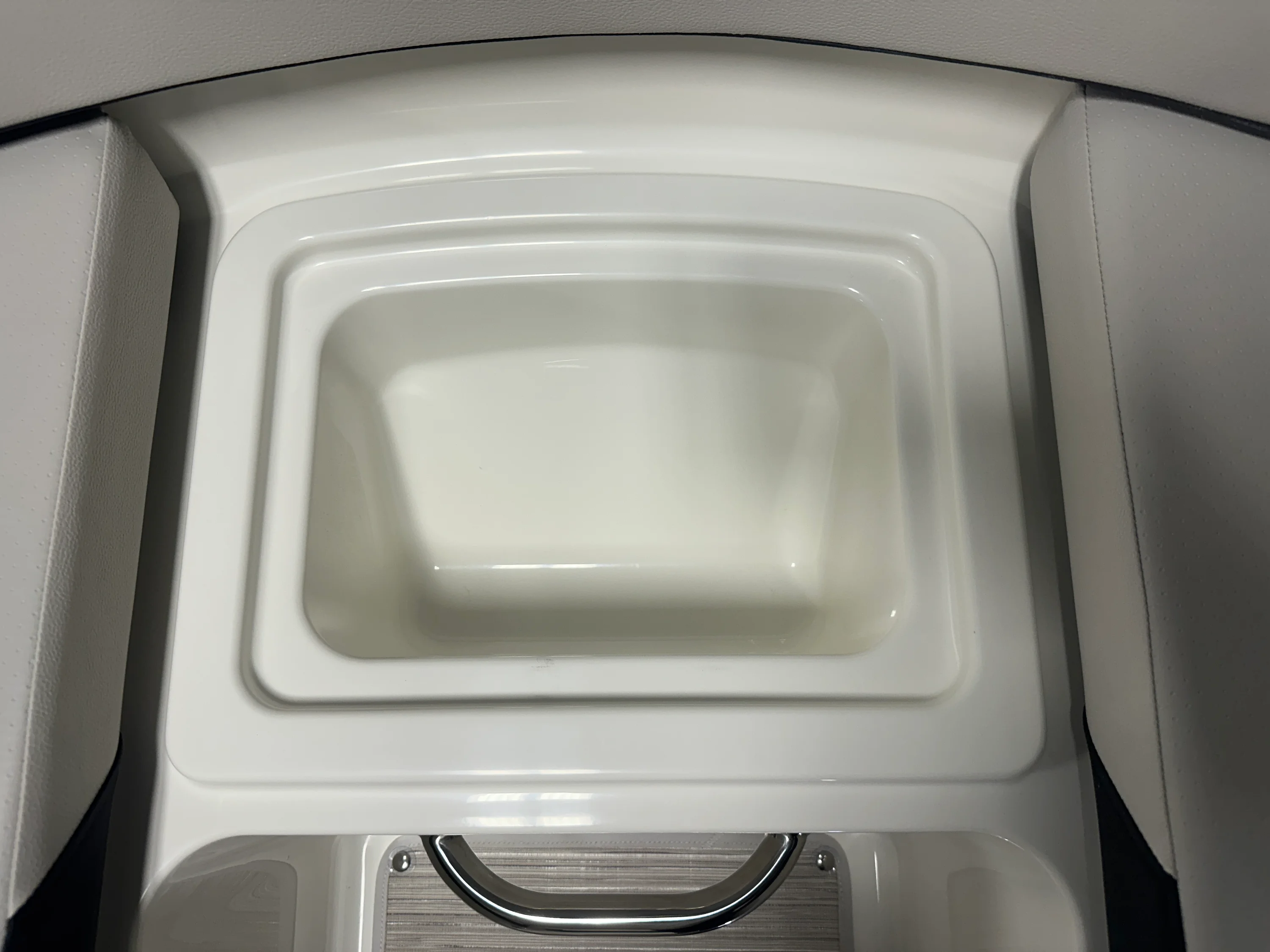 2026 Sea Ray SPX 210 Image Thumbnail #62