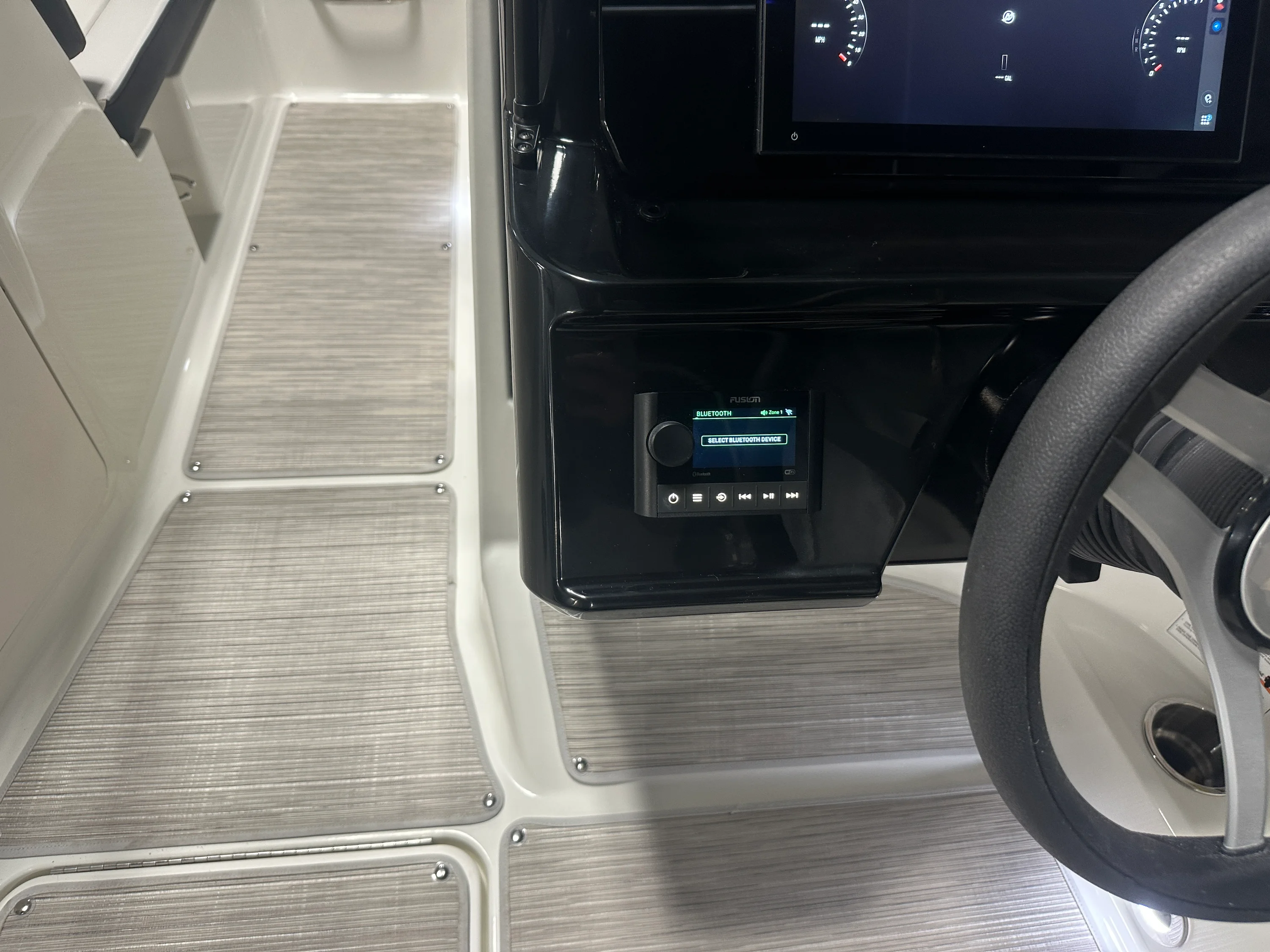 2026 Sea Ray SPX 210 Image Thumbnail #51