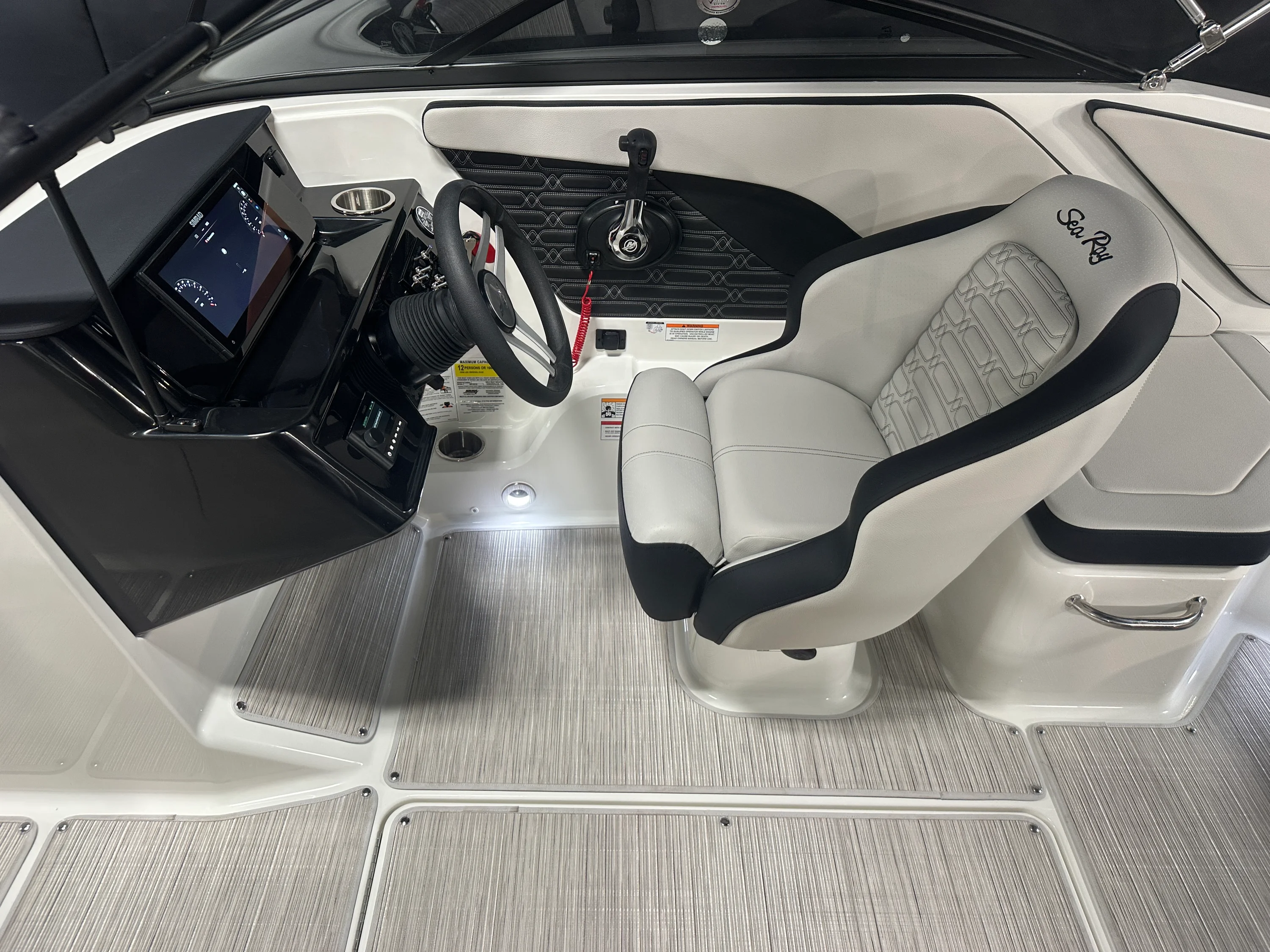 2026 Sea Ray SPX 210 Image Thumbnail #44