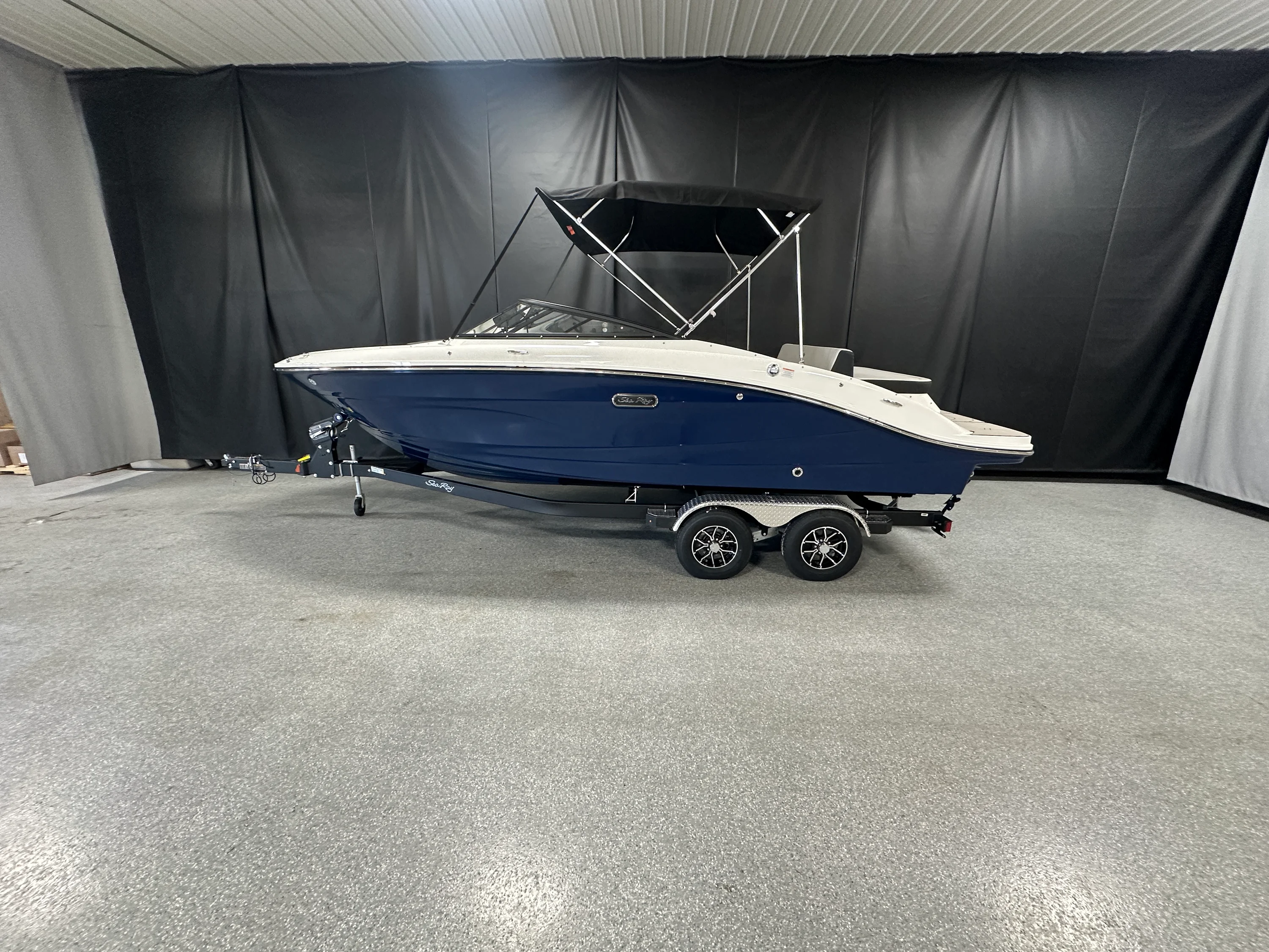 2026 Sea Ray SPX 210 Image Thumbnail #0