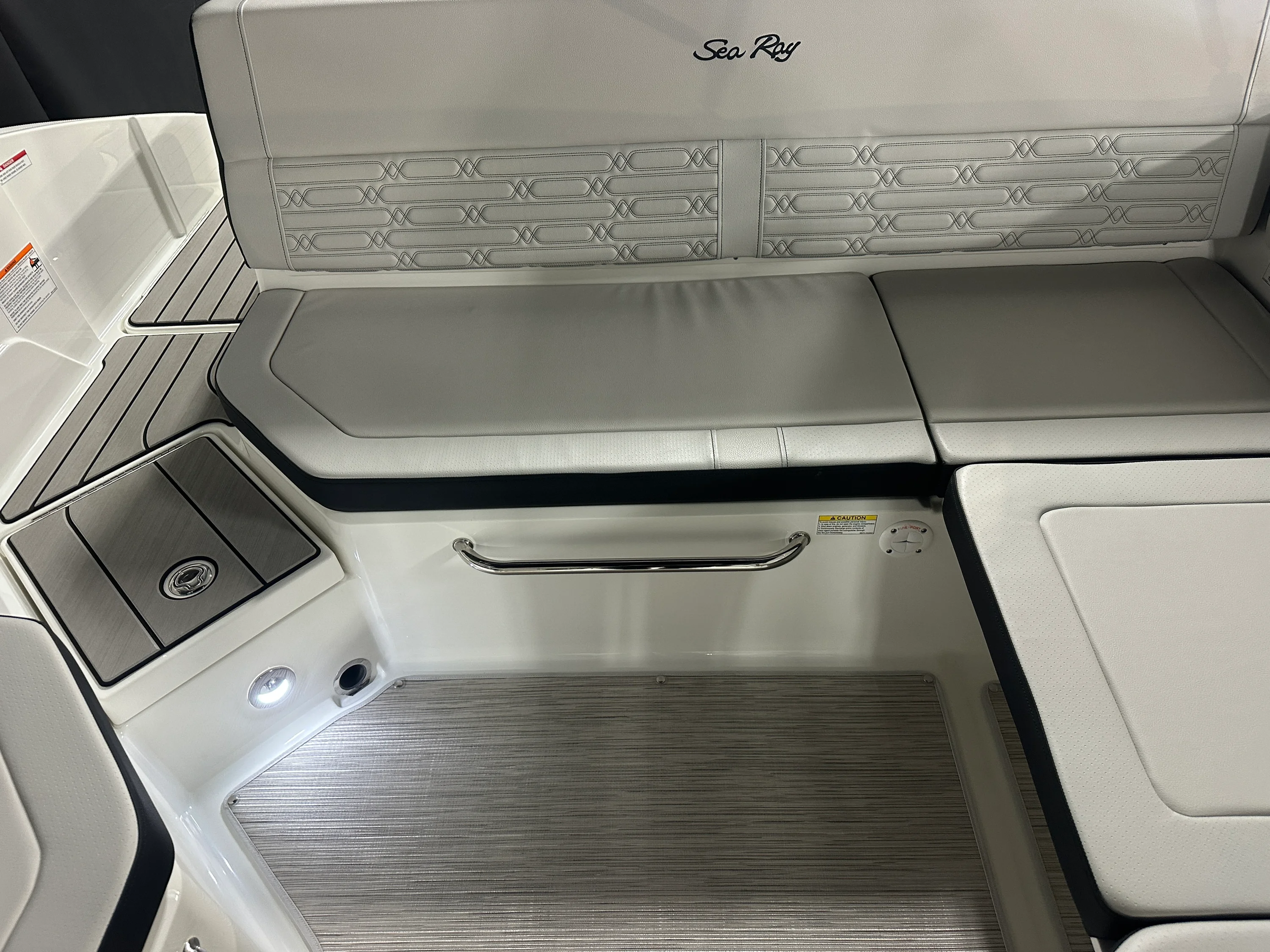 2026 Sea Ray SPX 210 Image Thumbnail #23