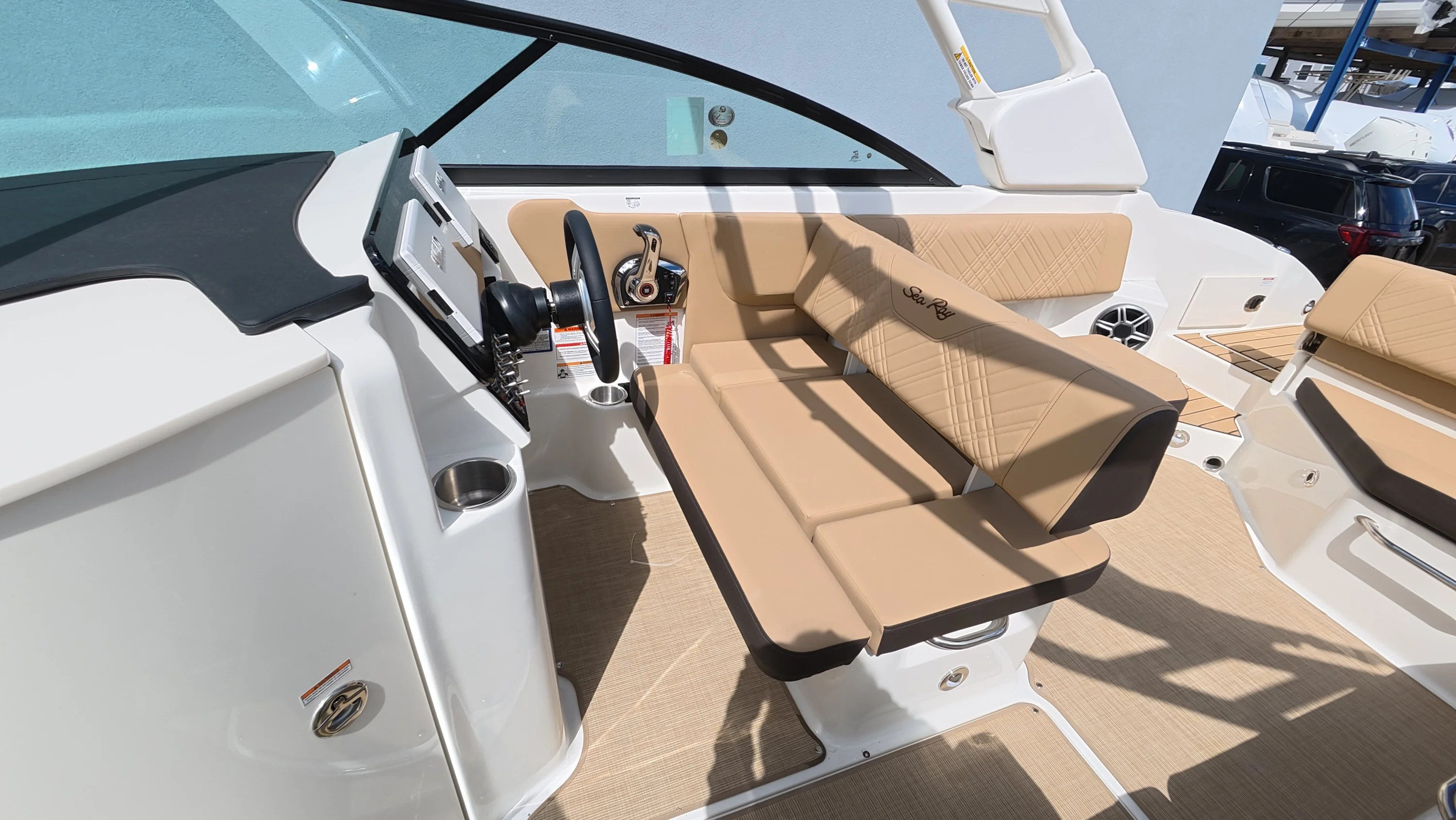 2026 Sea Ray SDX 270 Outboard Image Thumbnail #24