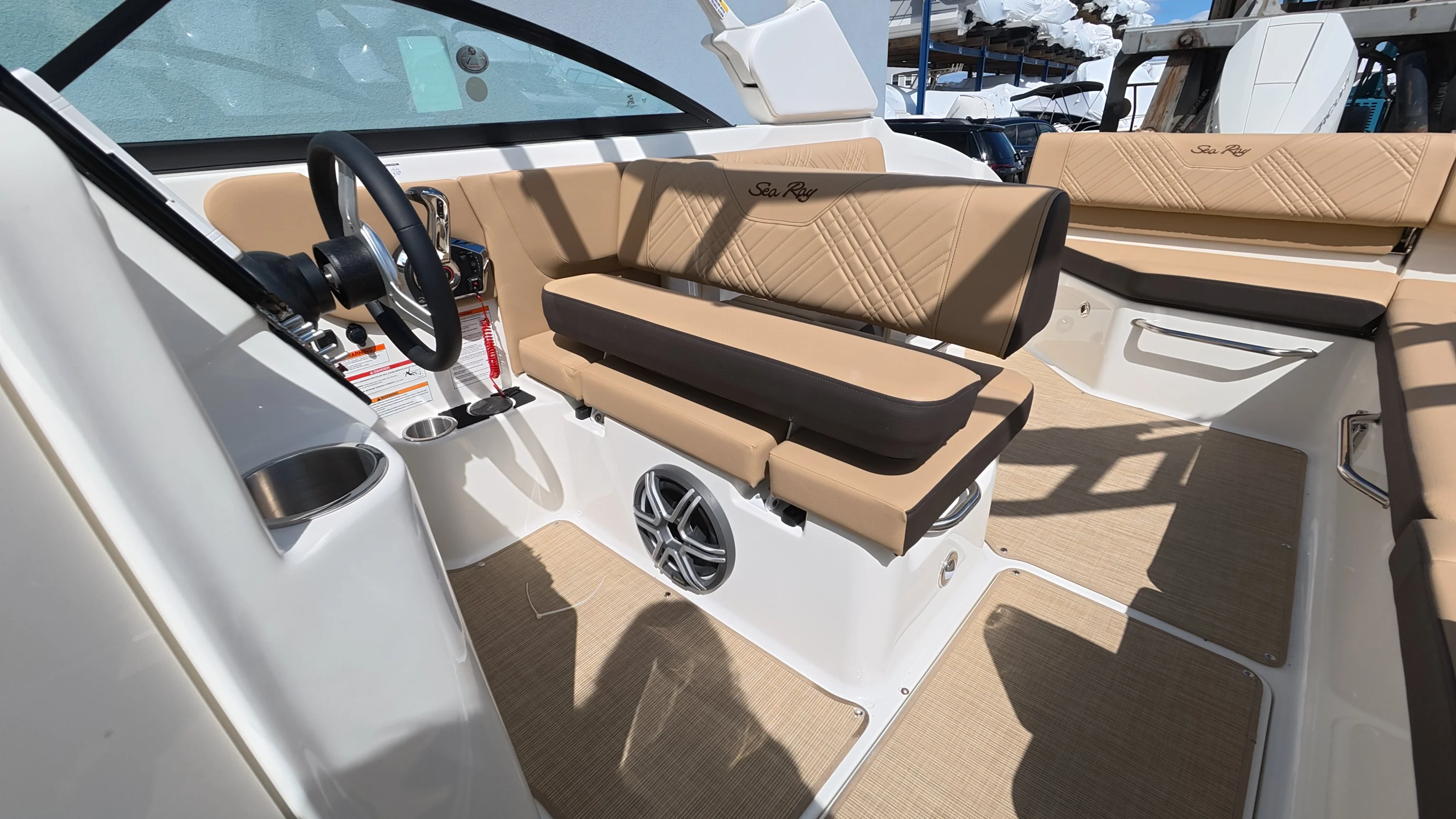 2026 Sea Ray SDX 270 Outboard Image Thumbnail #23